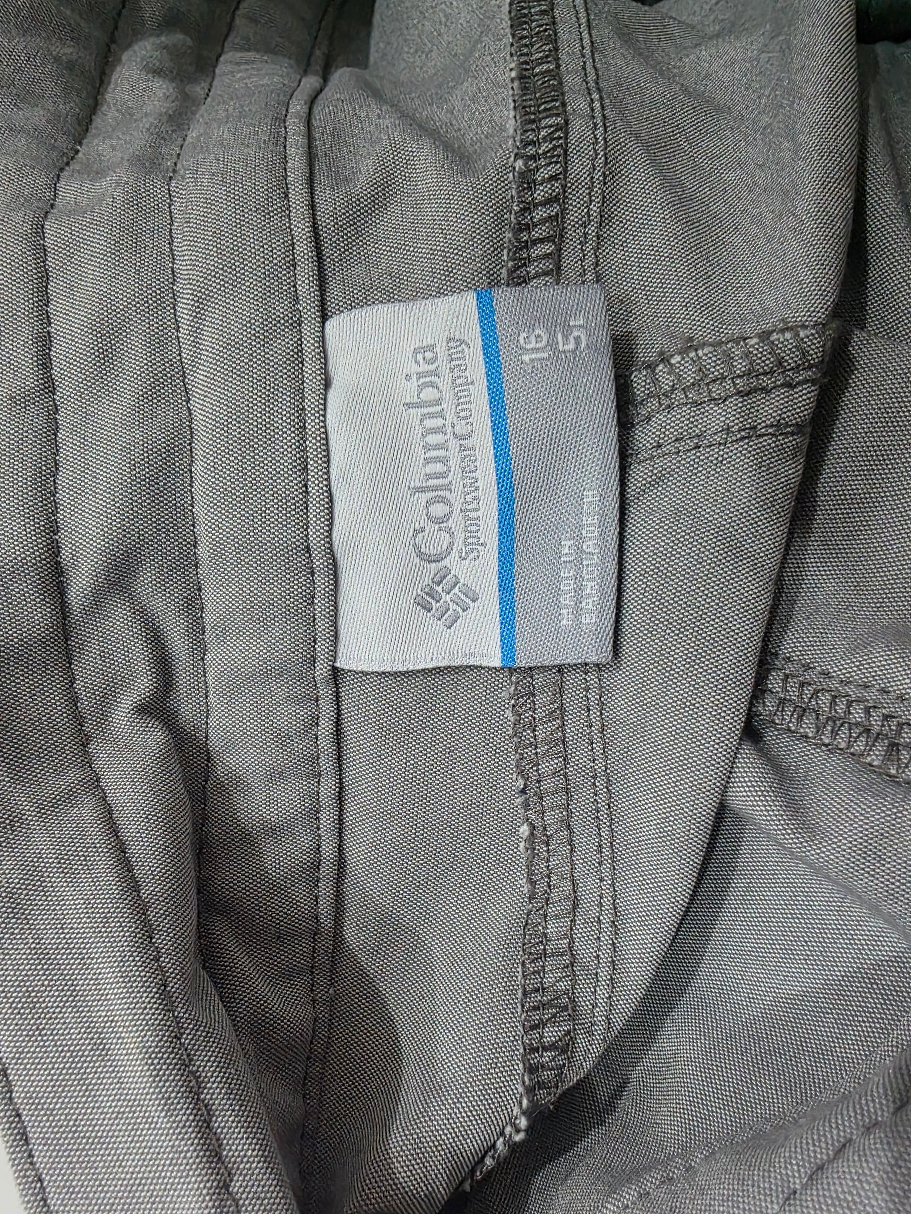 Short Columbia De Mujer Talla 16 Color Gris