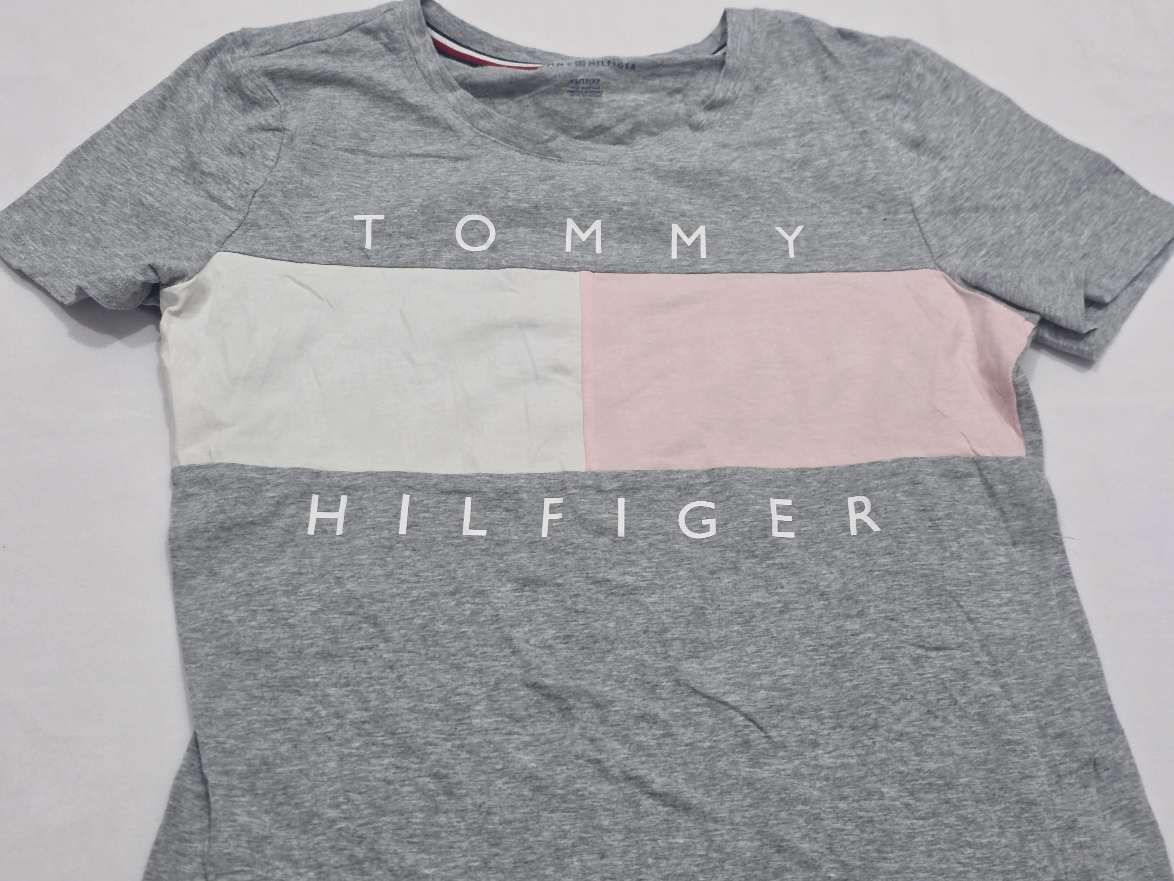 Playera Tommy Hilfiger De Mujer Extra Chica Gris