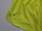 Short Lululemon Talla 6 Color Amarillo De Mujer