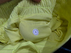 Short Lululemon Talla 6 Color Amarillo De Mujer