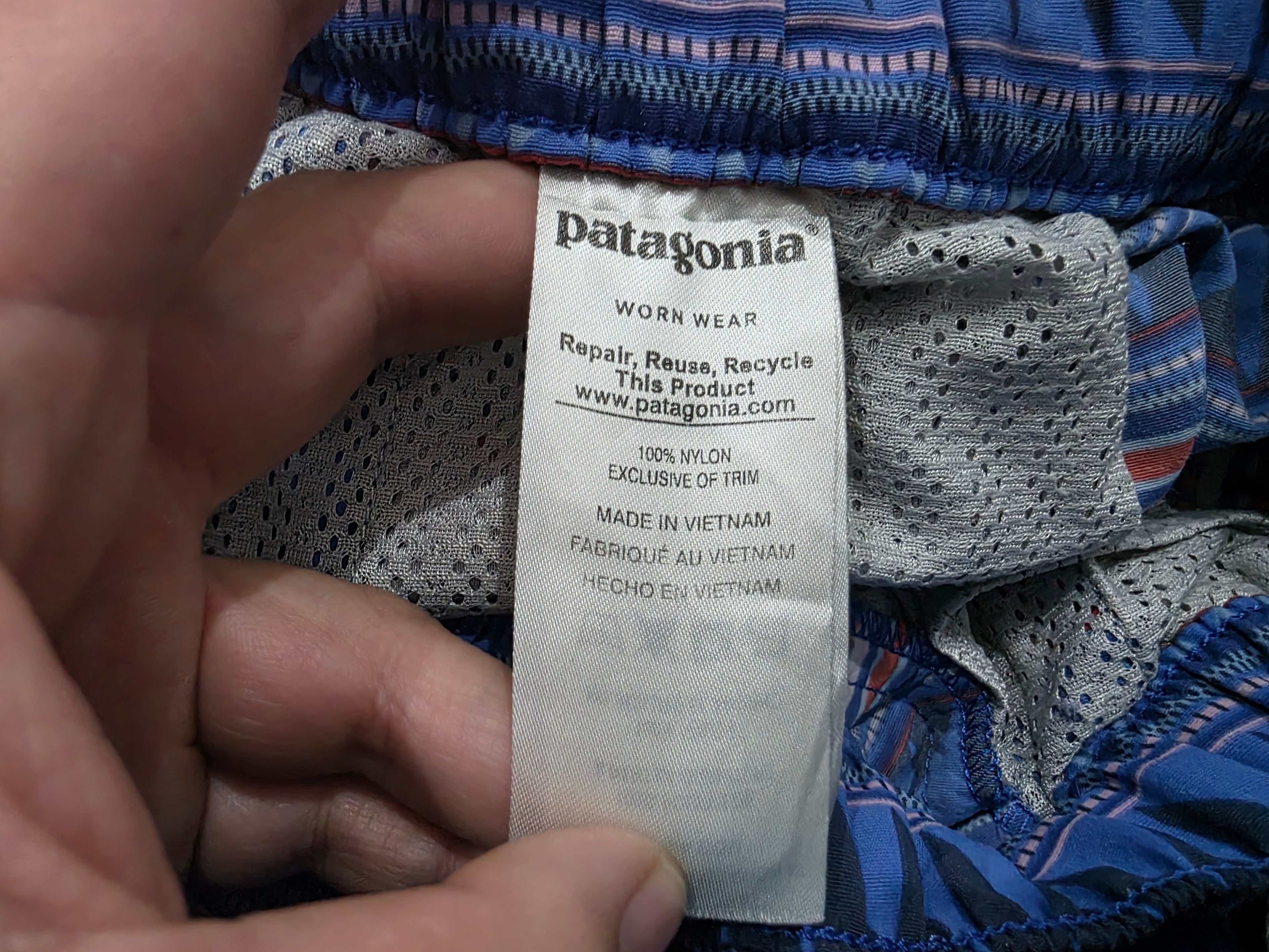 Short Patagonia De Mujer Azul Con Rojo Talla Chica