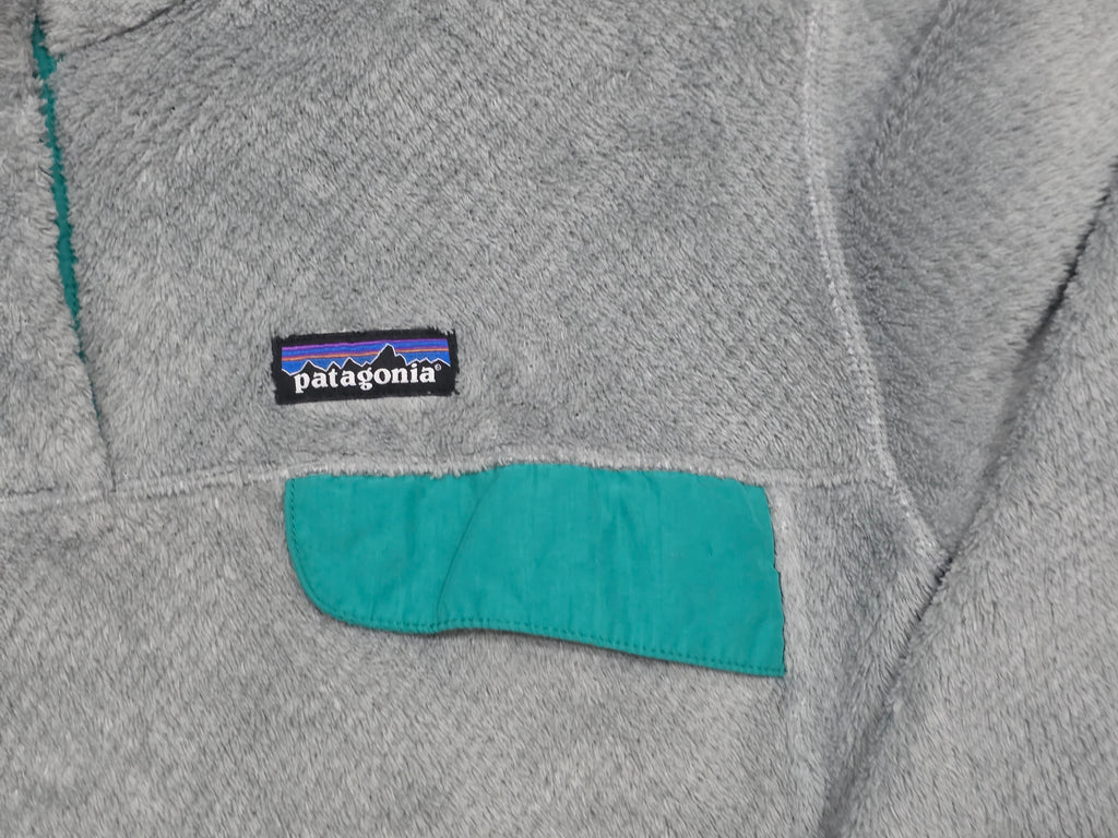 Chamarra Ligera Patagonia Gris Con Verde De Mujer Grande