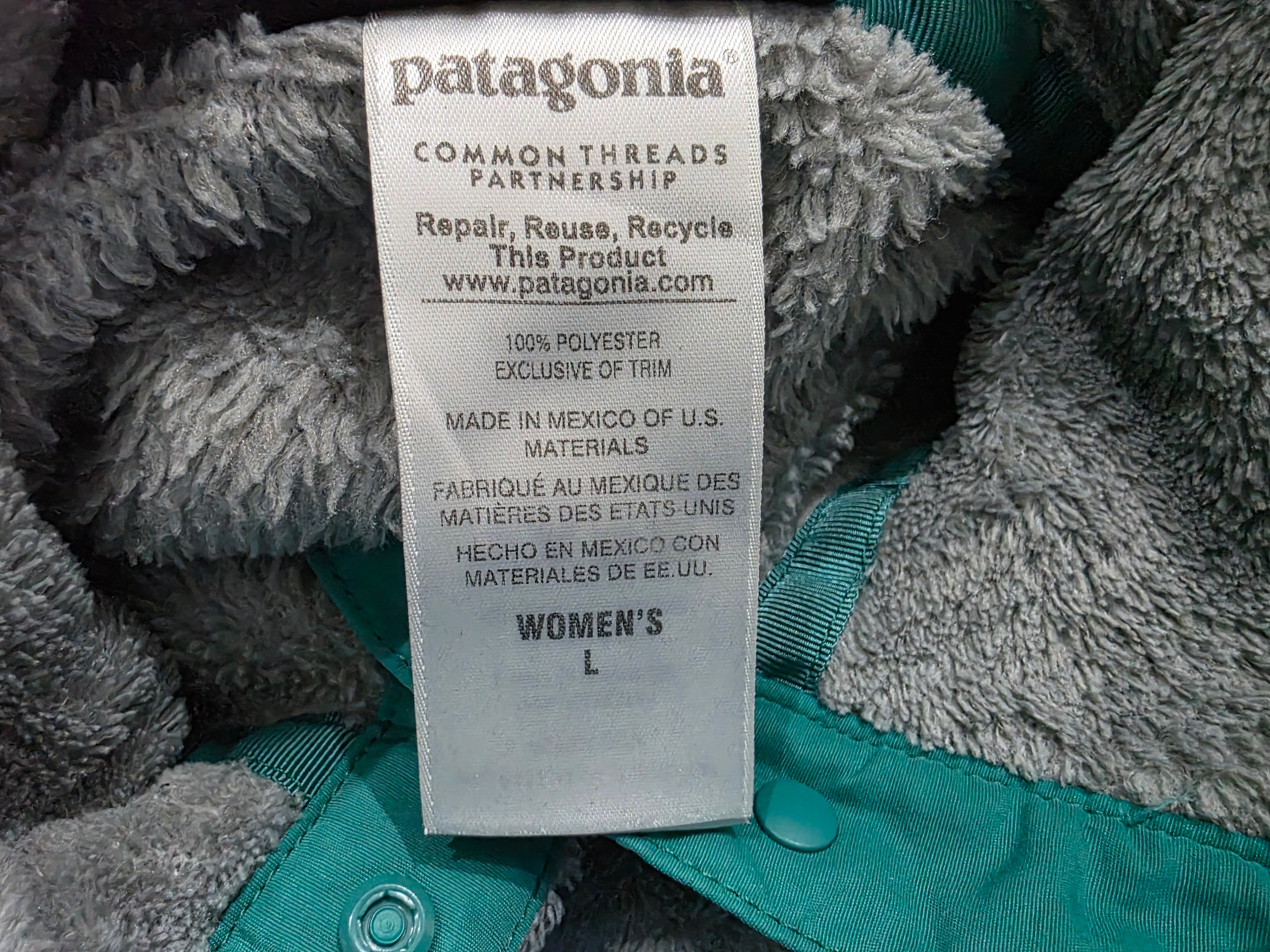 Chamarra Ligera Patagonia Gris Con Verde De Mujer Grande