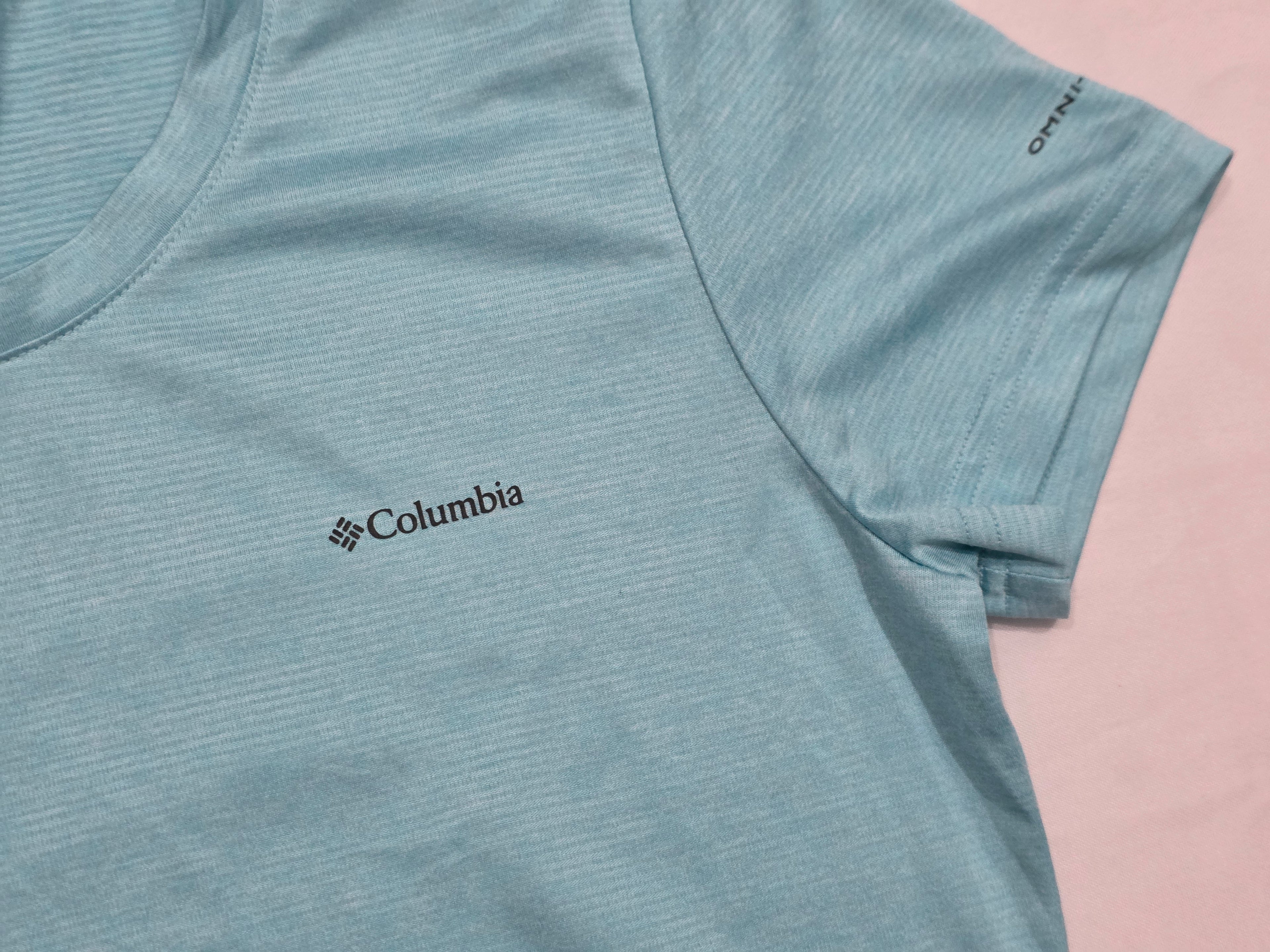 Playera Columbia De Mujer Celeste Talla Chica Manga Corta