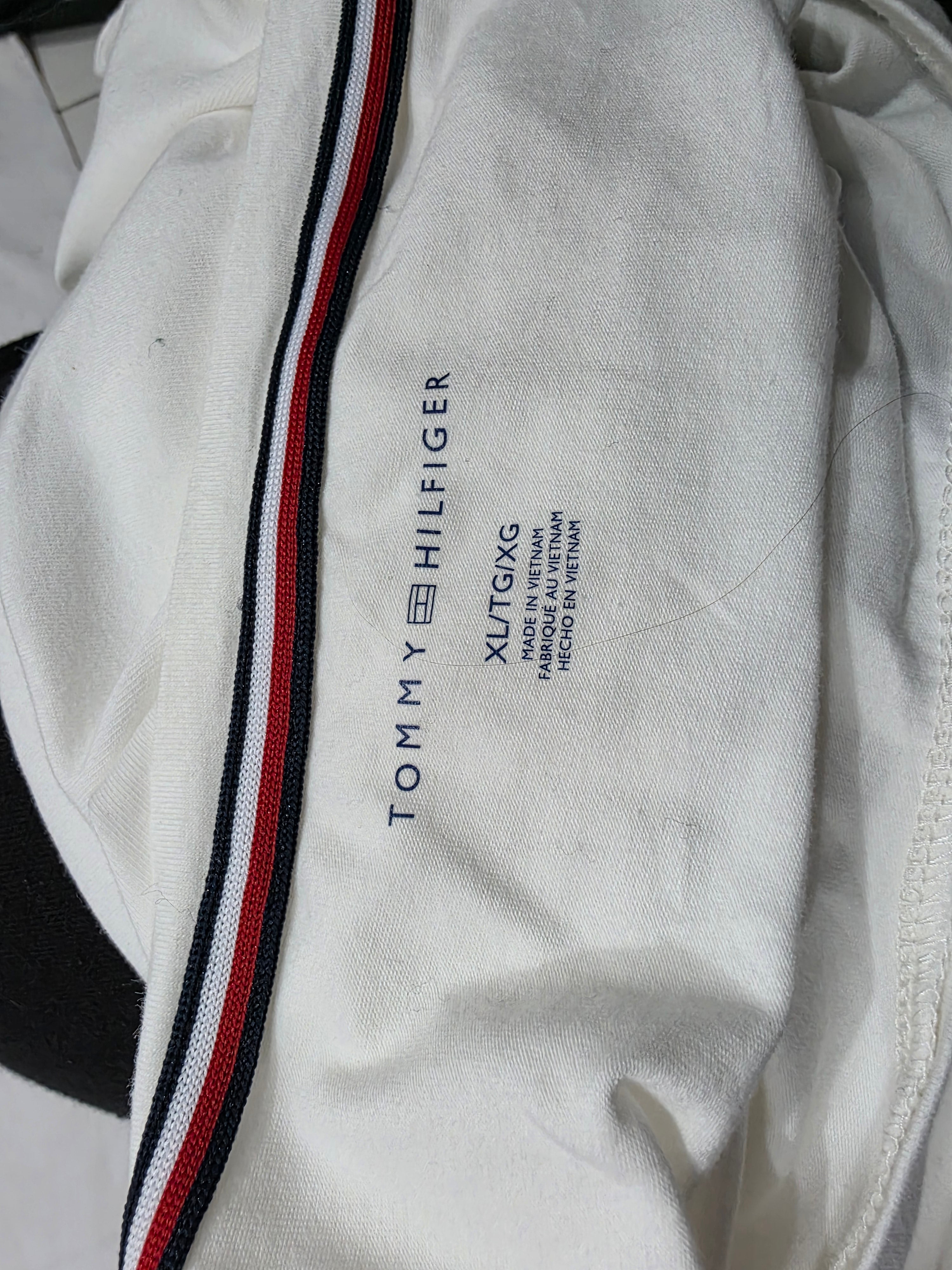 Playera Tommy Hilfiger Extra Grande Color Blanco