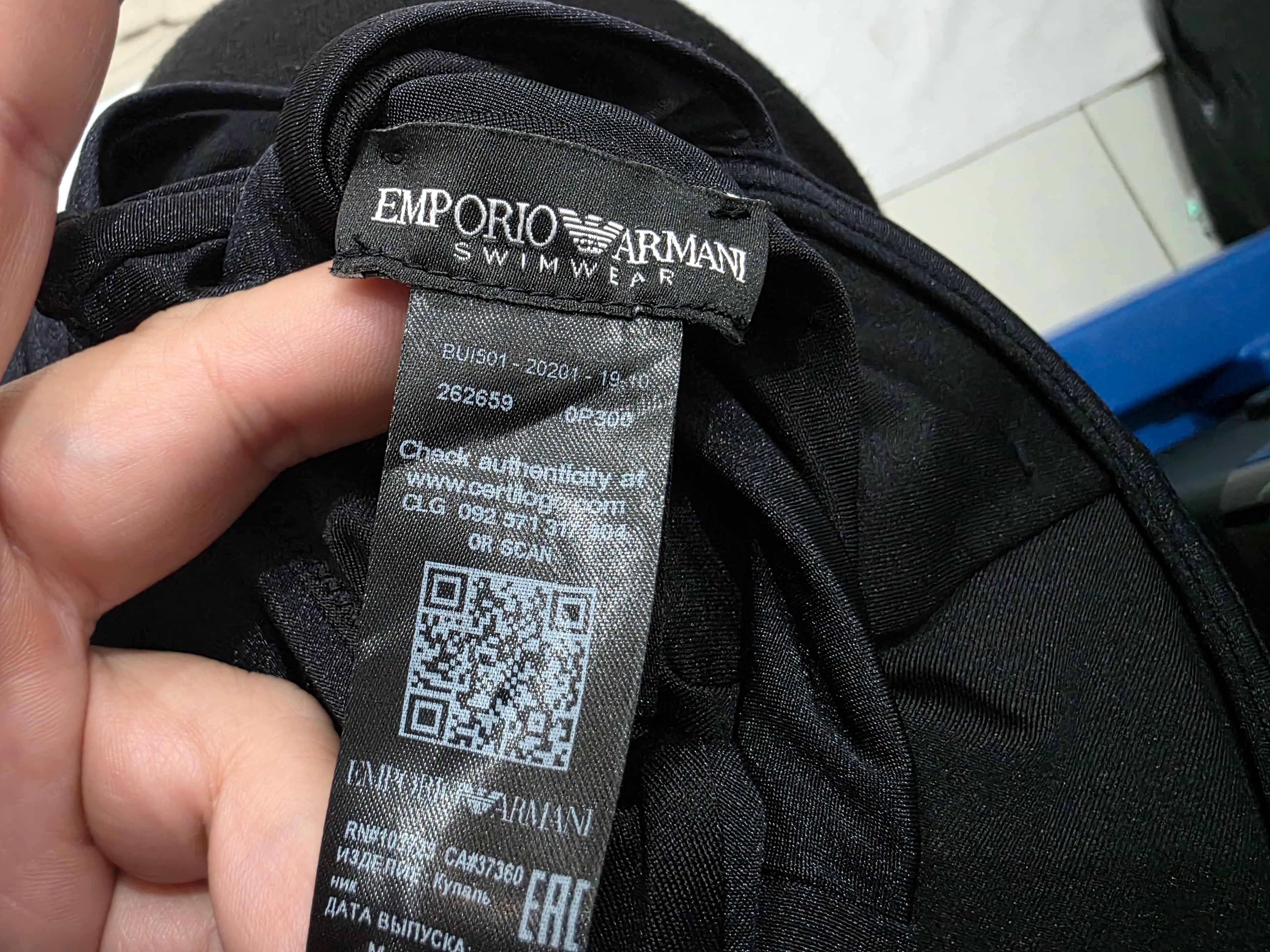 Traje De Baño Emporio Armani Mujer Extra Grande Color Negro