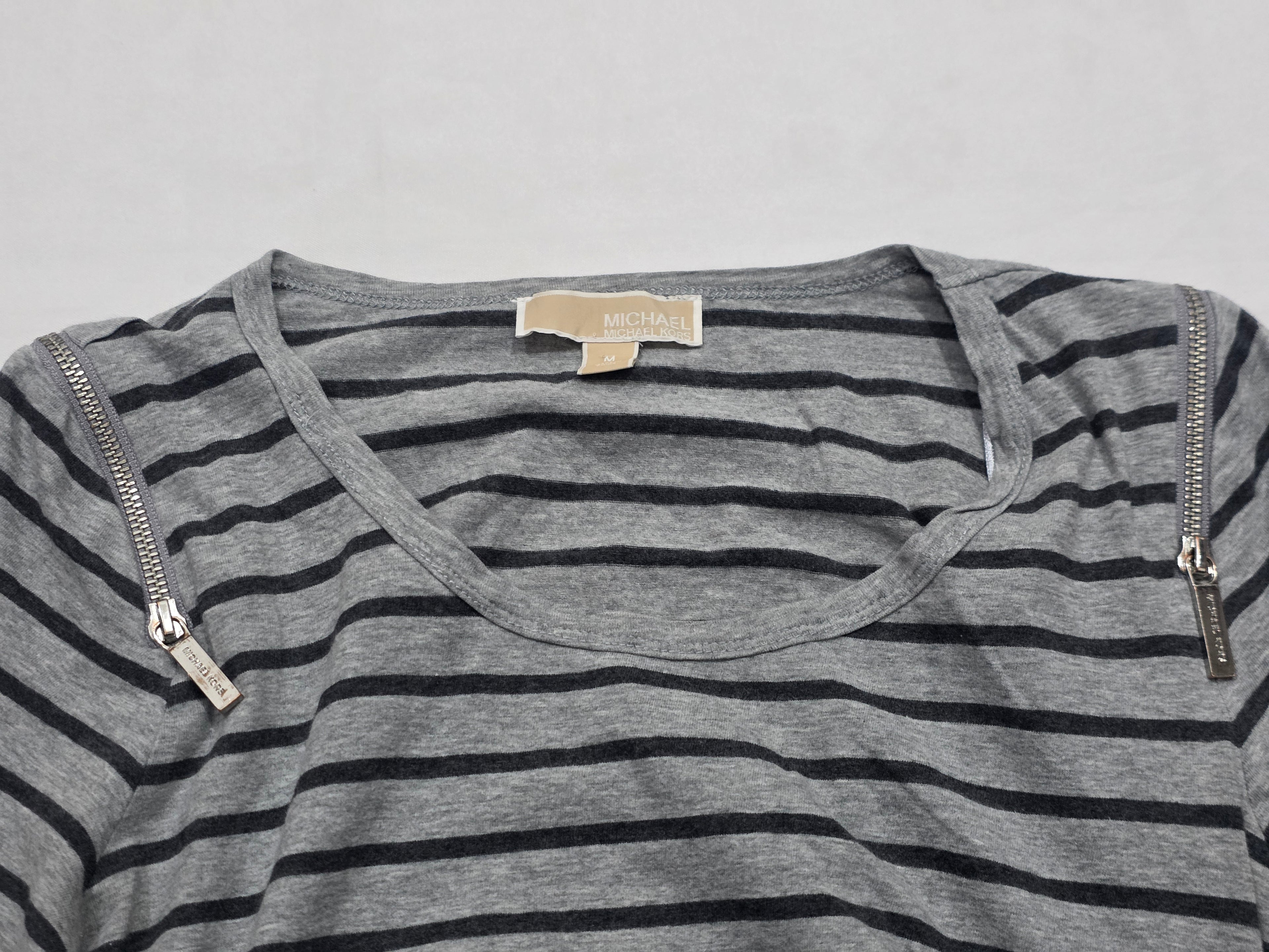 Playera Michael Kors Mediana Gris Rayada Con Cierres