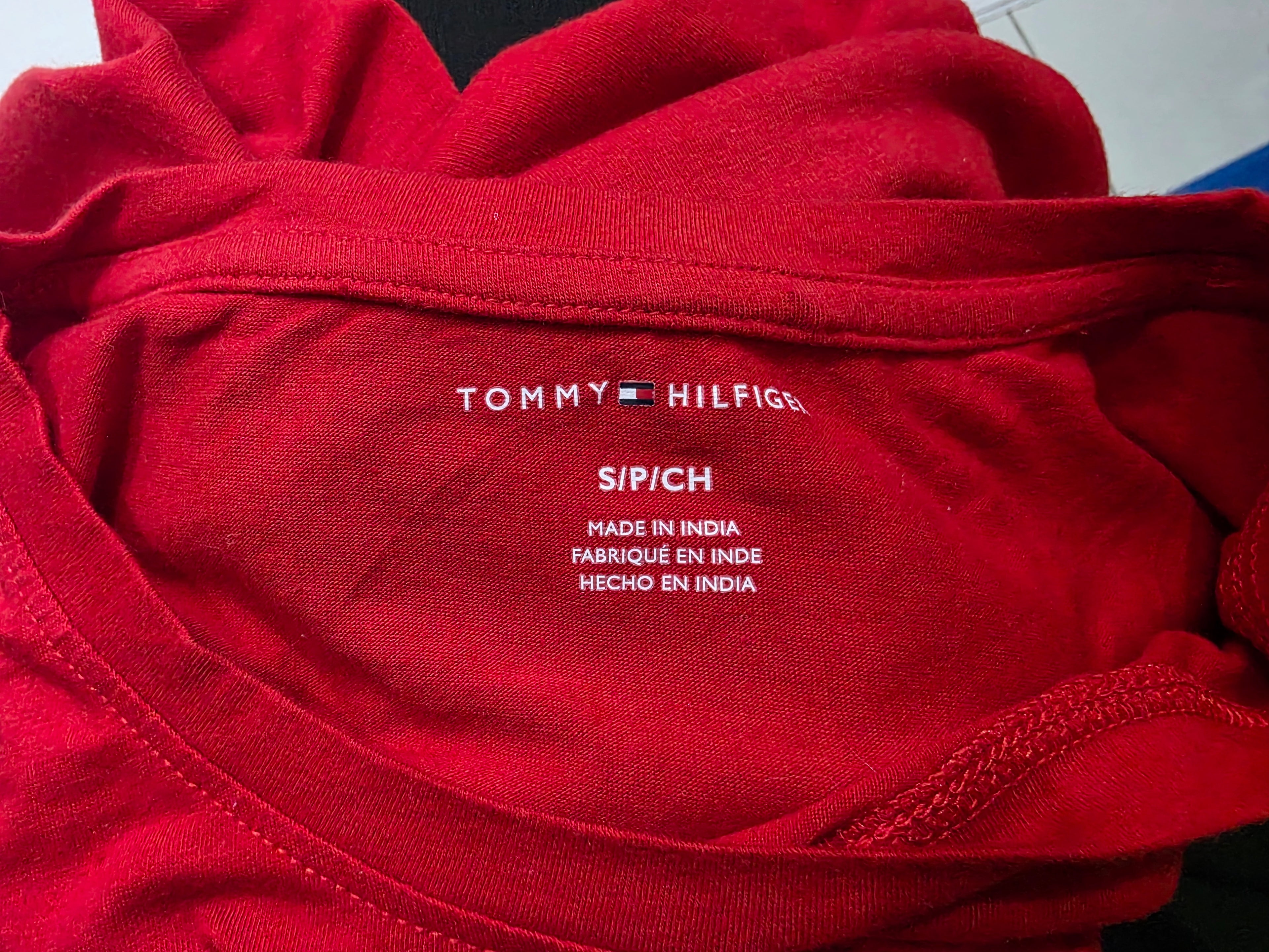 Playera Tommy Hilfiger Mujer Chica Manga Corta Color Rojo