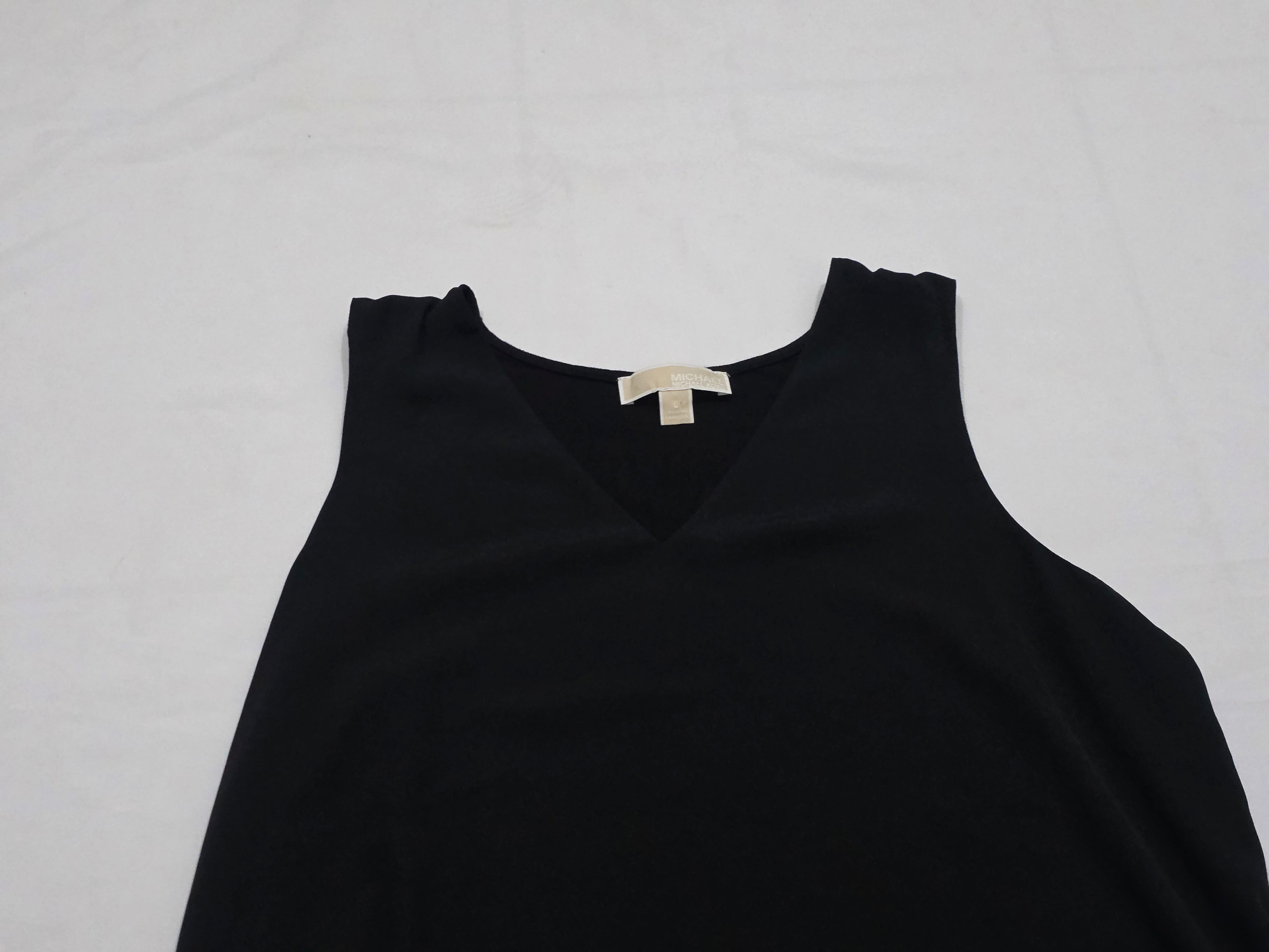 Blusa Michael Kors Negra Sin Manga Grande
