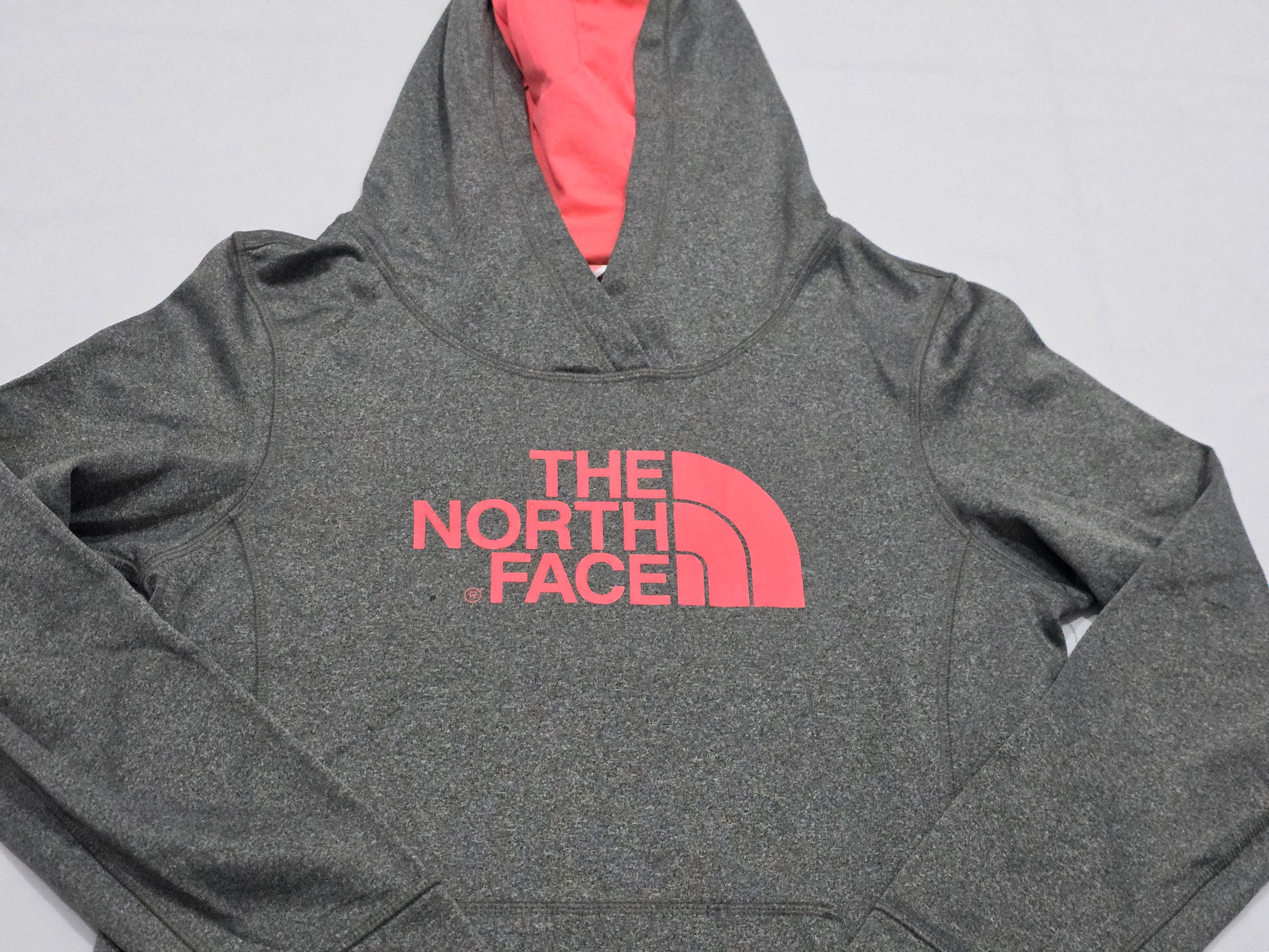 Sudadera The North Face Gris Con Ros Mediana De Mujer