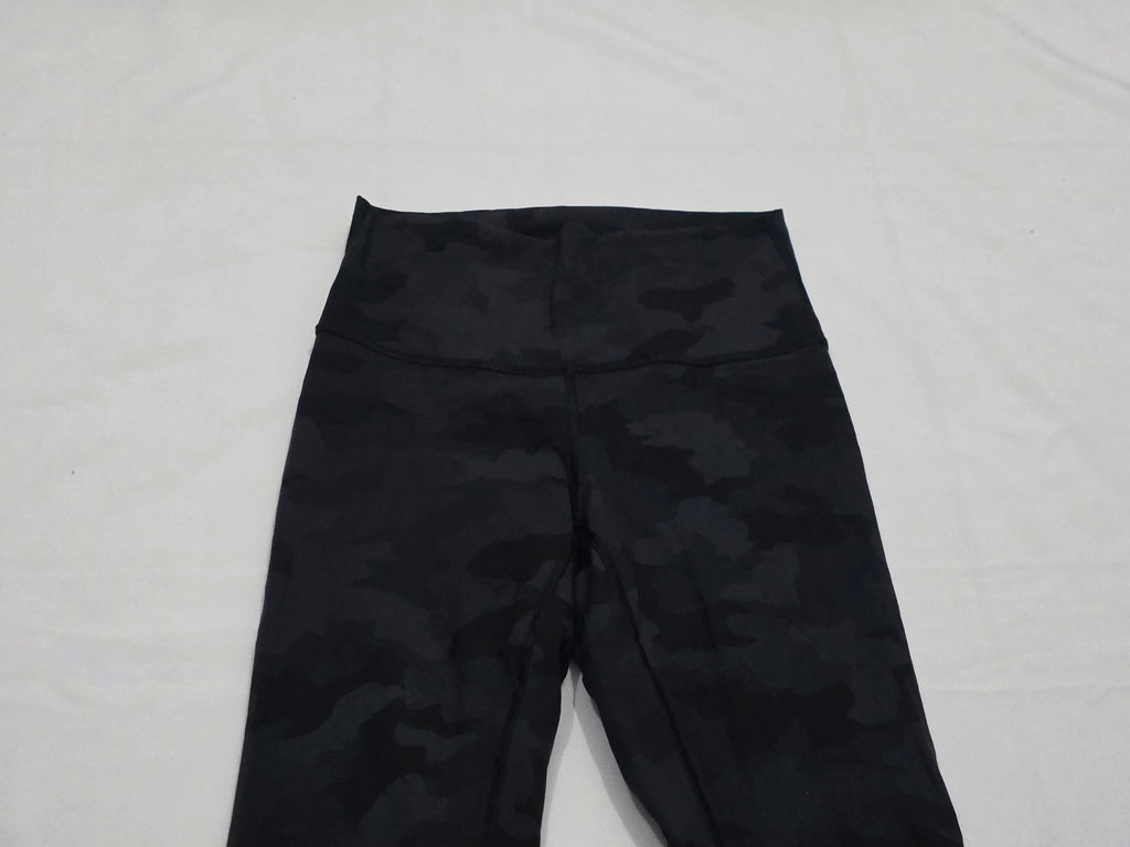 Legging Lululemon Print Camuflaje Color Gris Talla 4