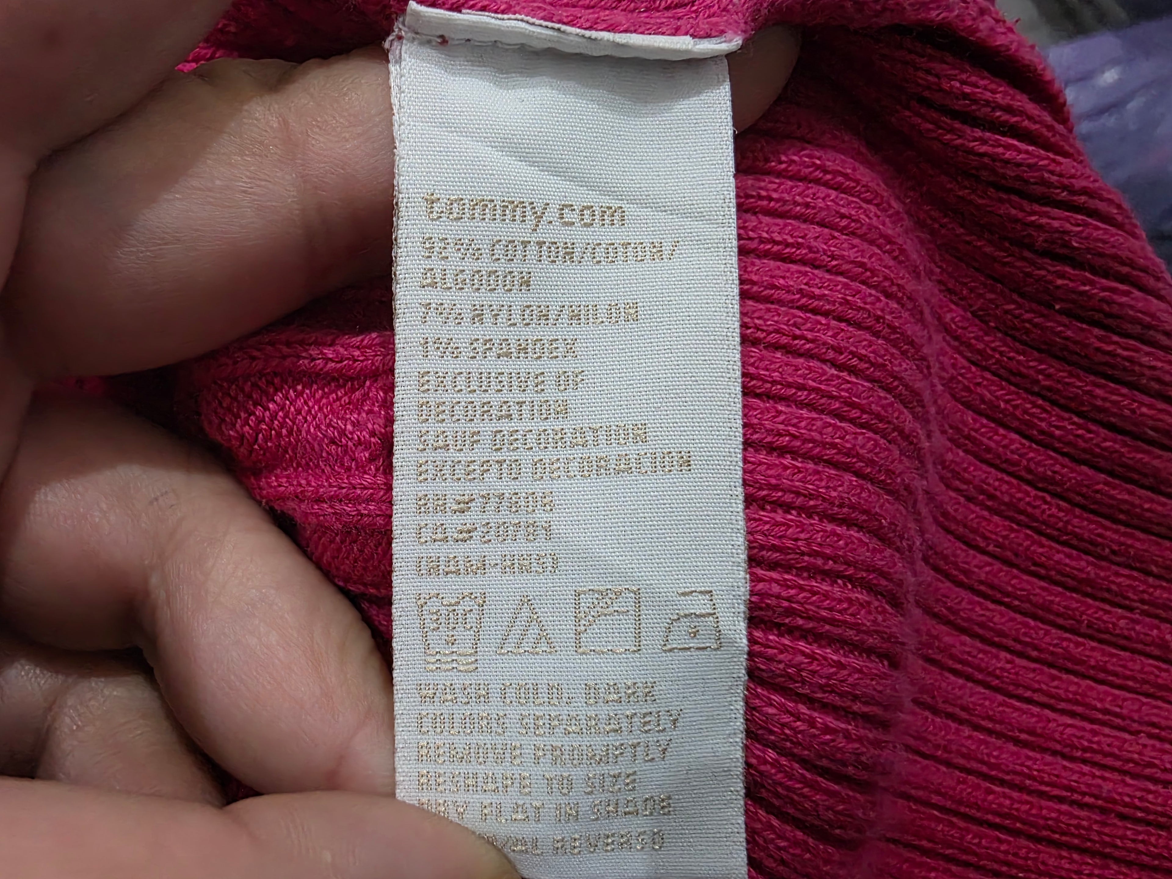 Sueter Tommy Hilfiger Extra Chico De Mujer Color Bugambilia