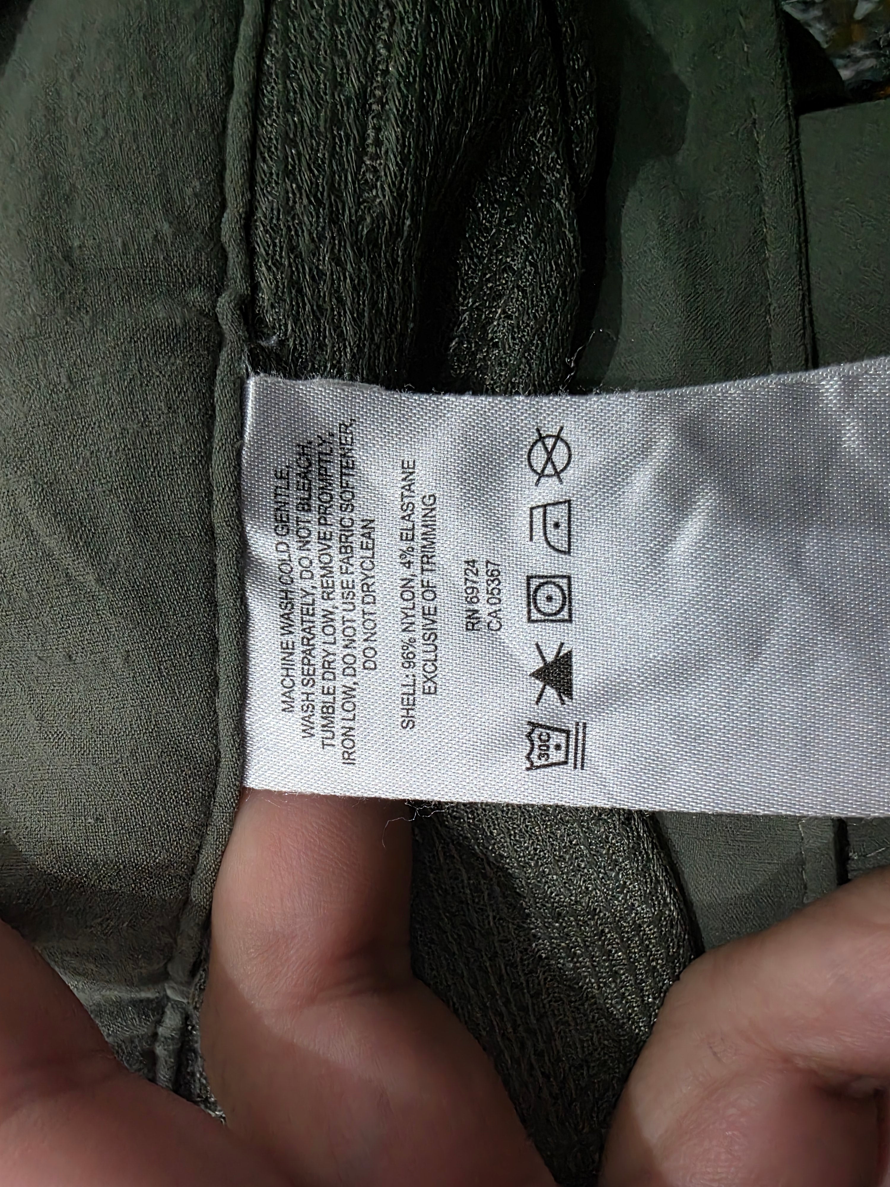 Pantalon Columbia Omnishade Advaced Repellency Color Verde