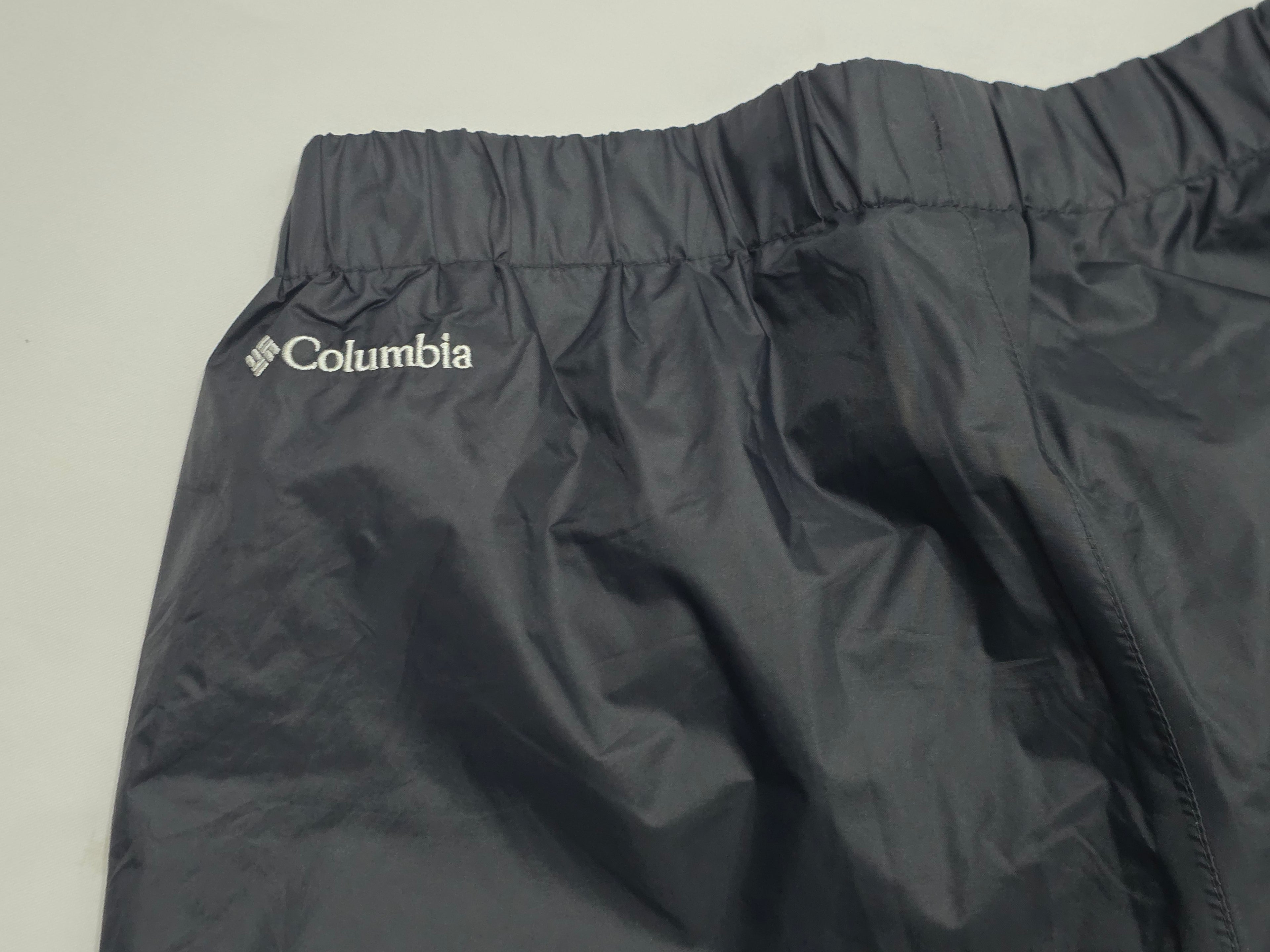 Pantalon Impermeable Columbia Mujer Mediana Regular Negro
