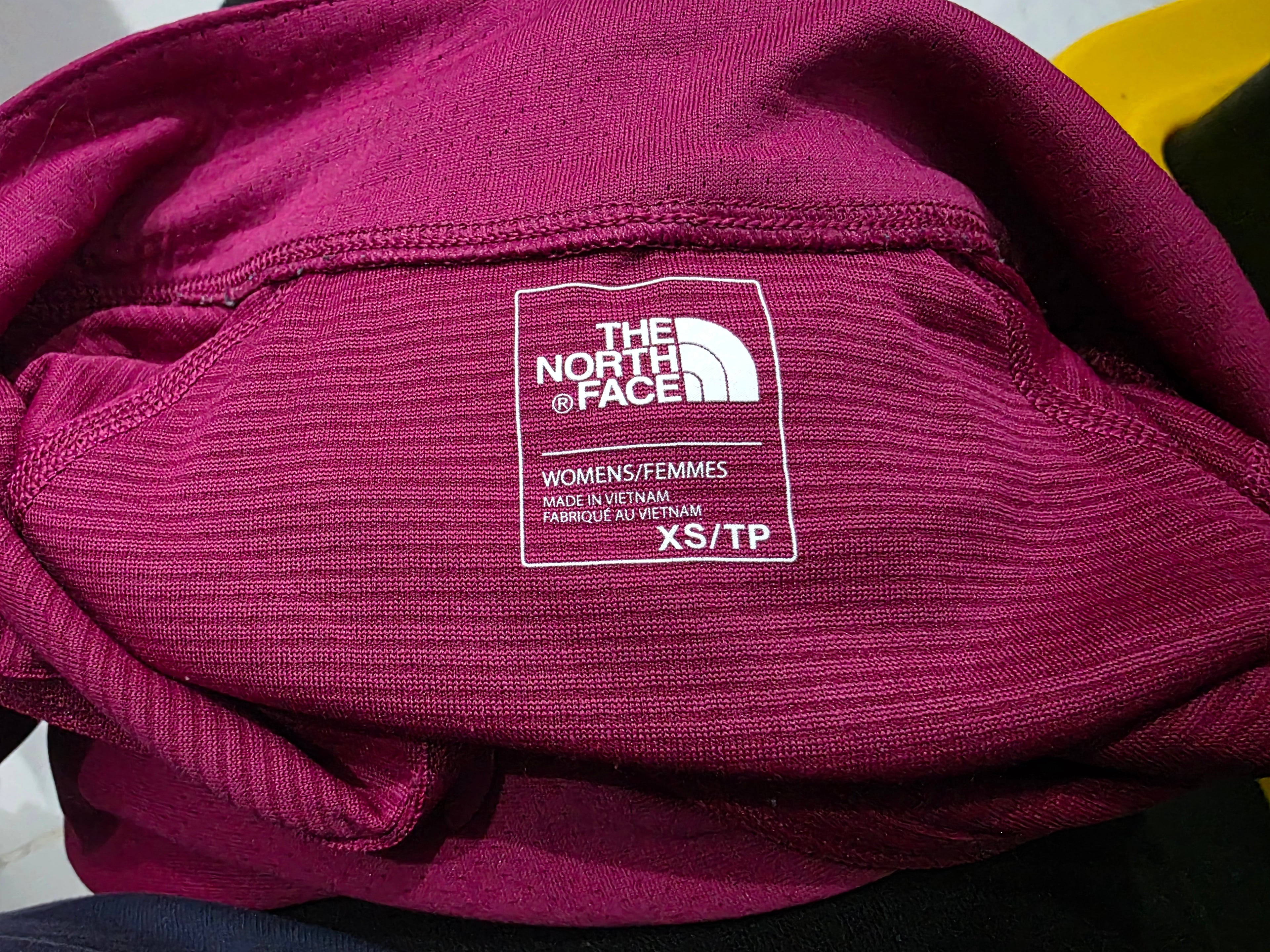 Playera Medio Cierre The North Face Rosa Oscuro Extra Chica