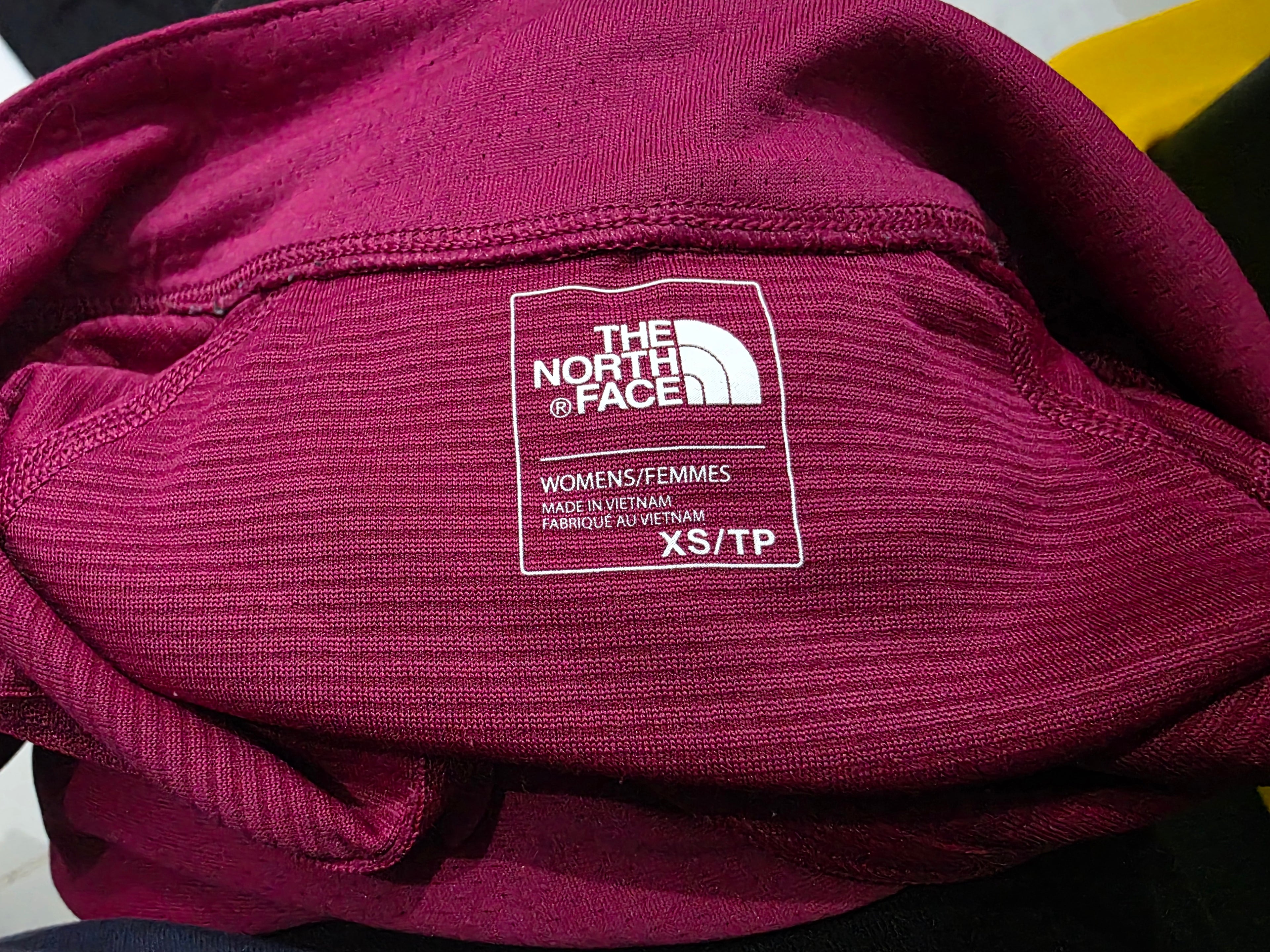 Playera Medio Cierre The North Face Rosa Oscuro Extra Chica
