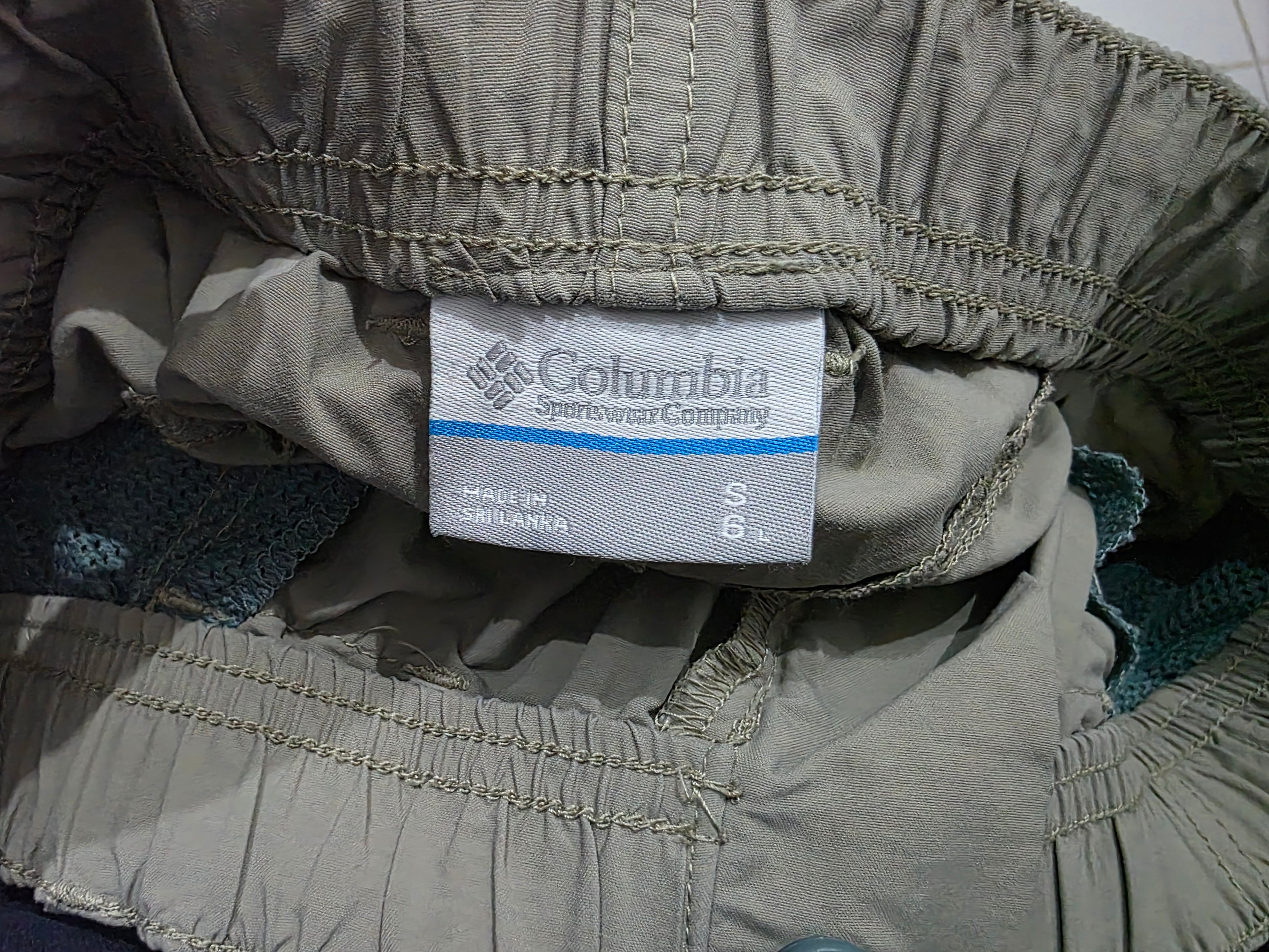 Short Columbia De Mujer Talla Chica Color Cafe