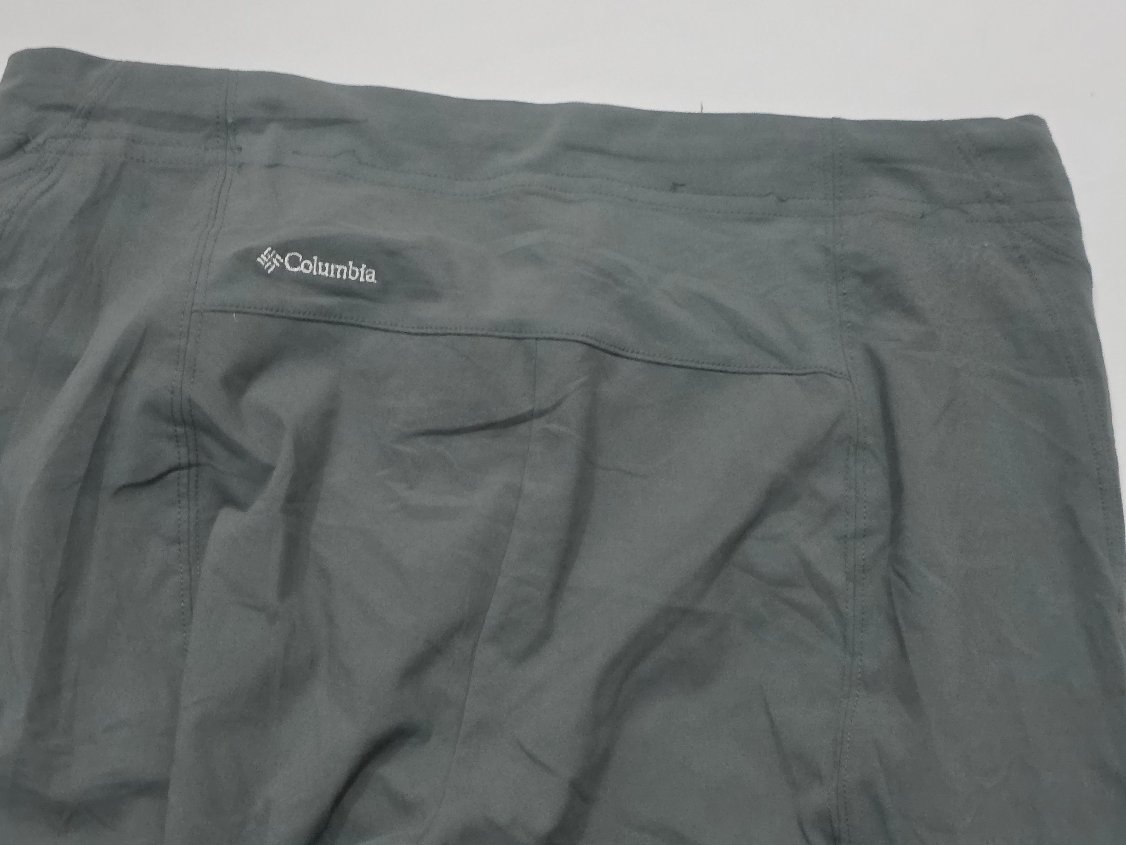 Pantalon Columbia Mujer Advaced Repellency Talla 6/38 Gris