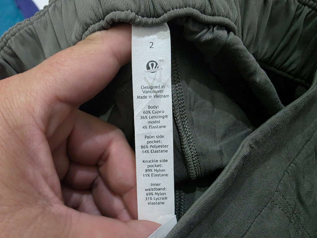 Lululemon Pantalón Cargo Wide Leg Verde Olivo Talla 2