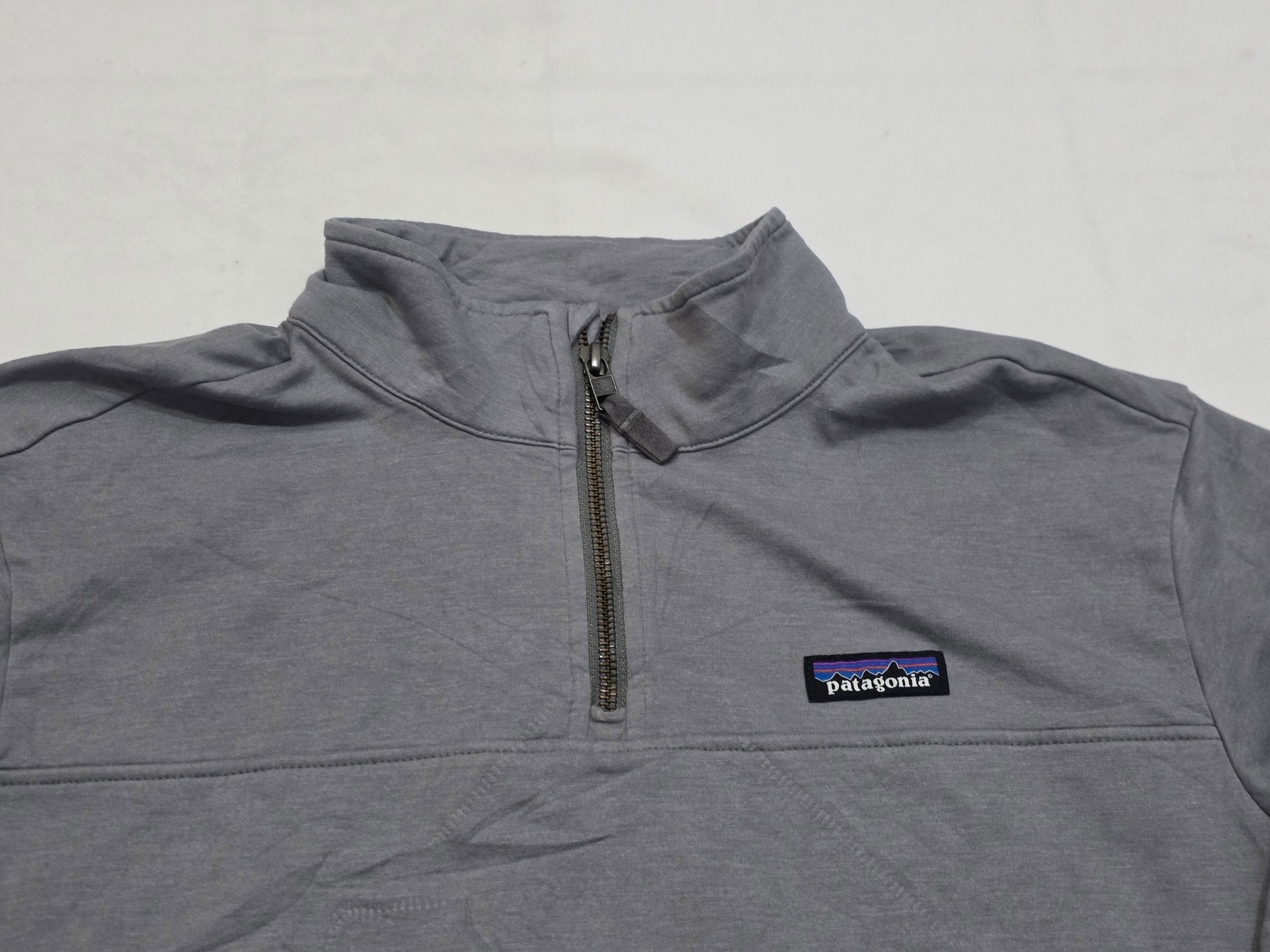 Sudadera Ligera Patagonia De Mujer Talla Chica Color Gris