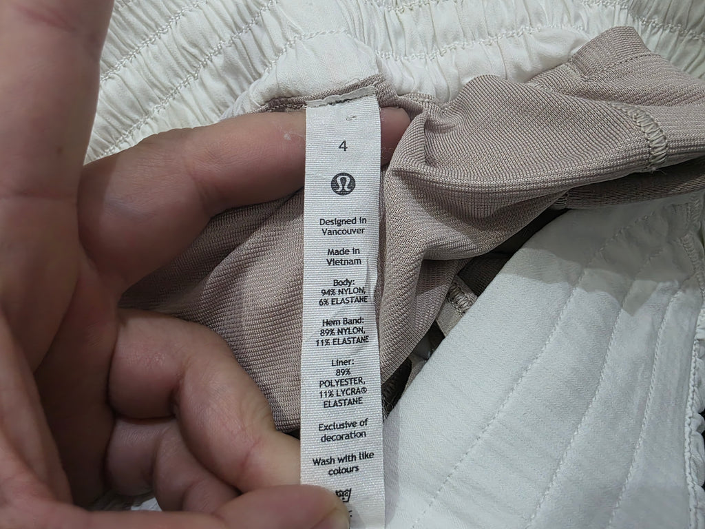 Short Lululemon Talla 4 De Mujer Talla Blanca