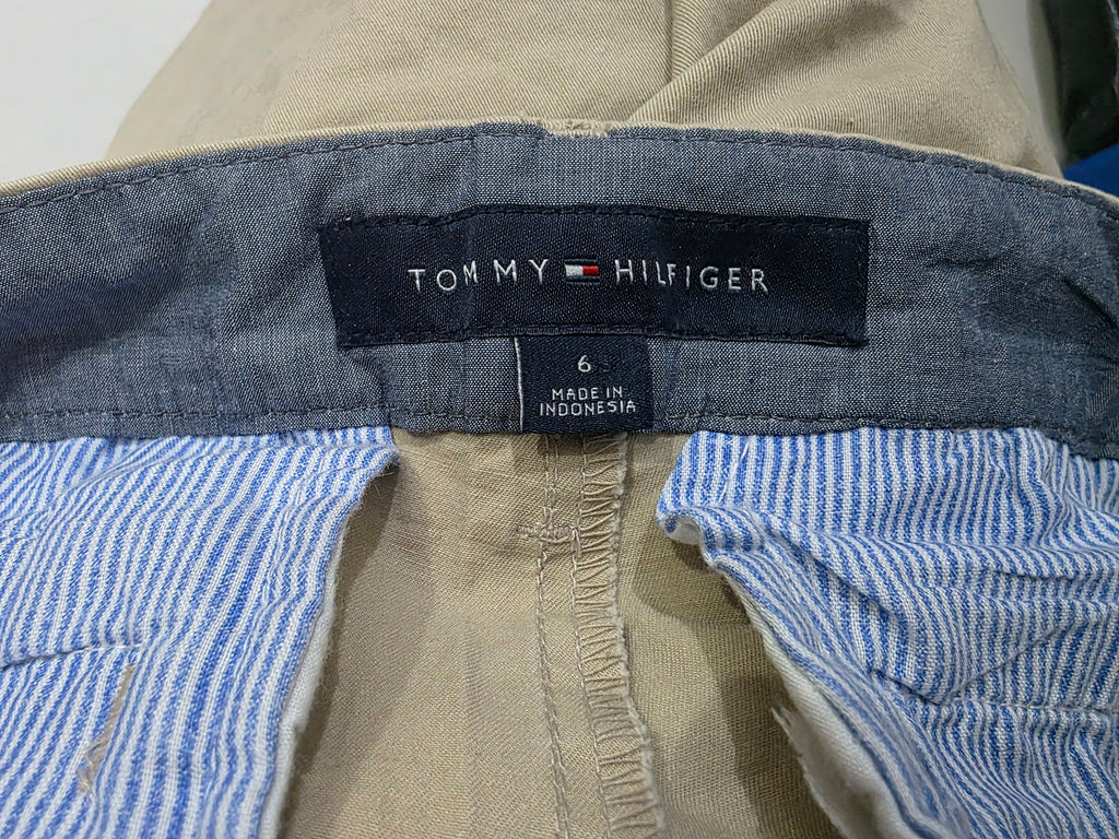 Bermuda Tommy Hilfiger De Mujer Talla 6 Color Cafe