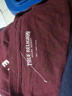 Playera True Religion De Mujer Chica Color Vino Manga Corta