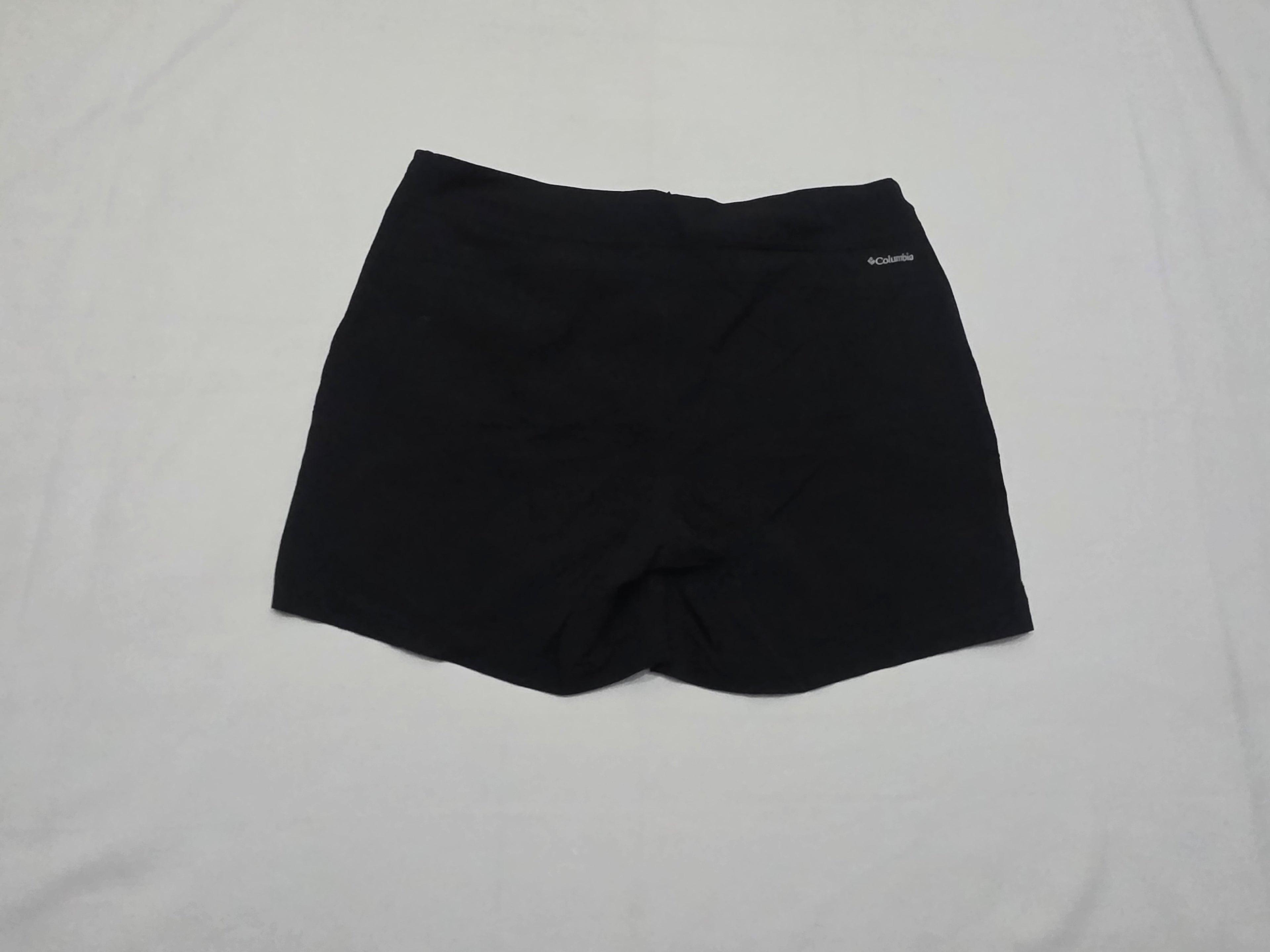 Short Columbia De Mujer Talla 18 Color Negro