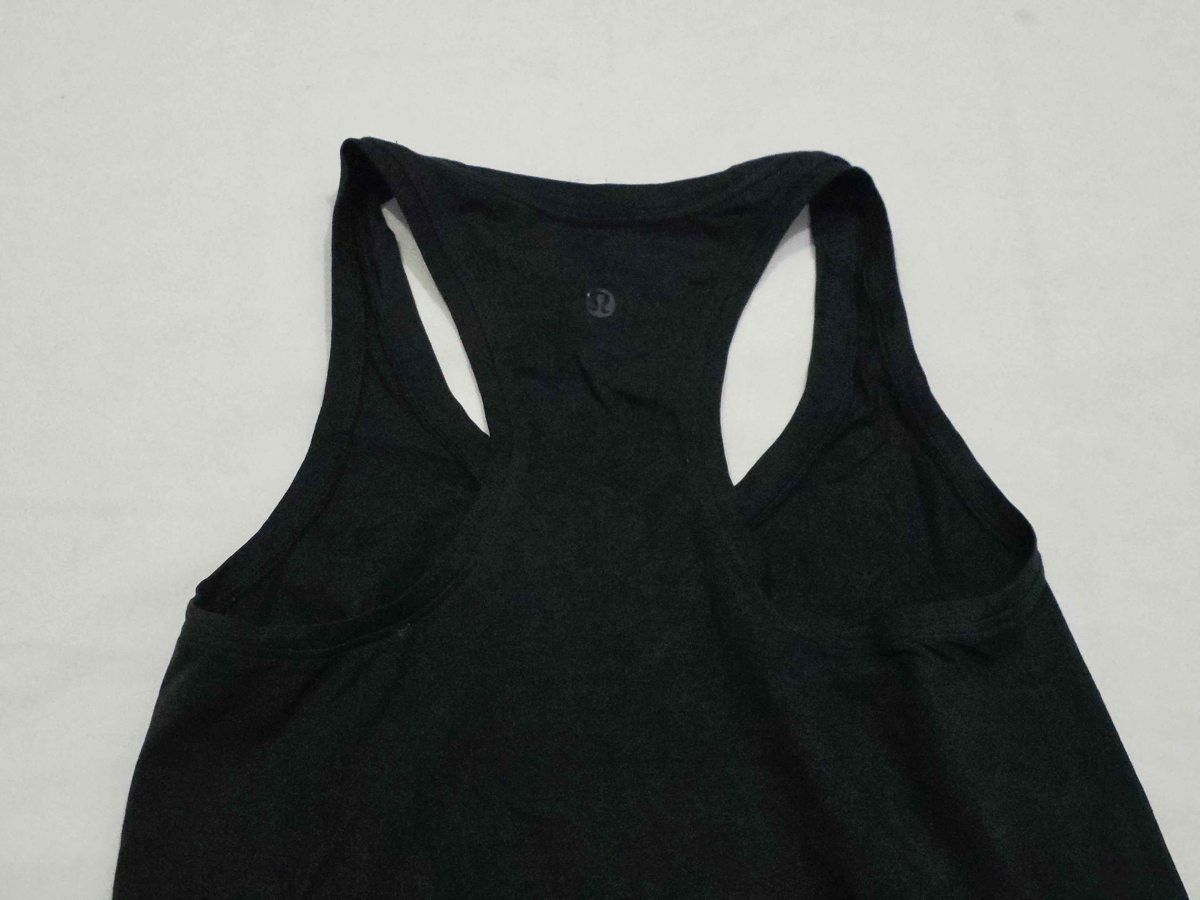 Playera Lululemon De Mujer Talla 2 Color Negro Sin Mangas