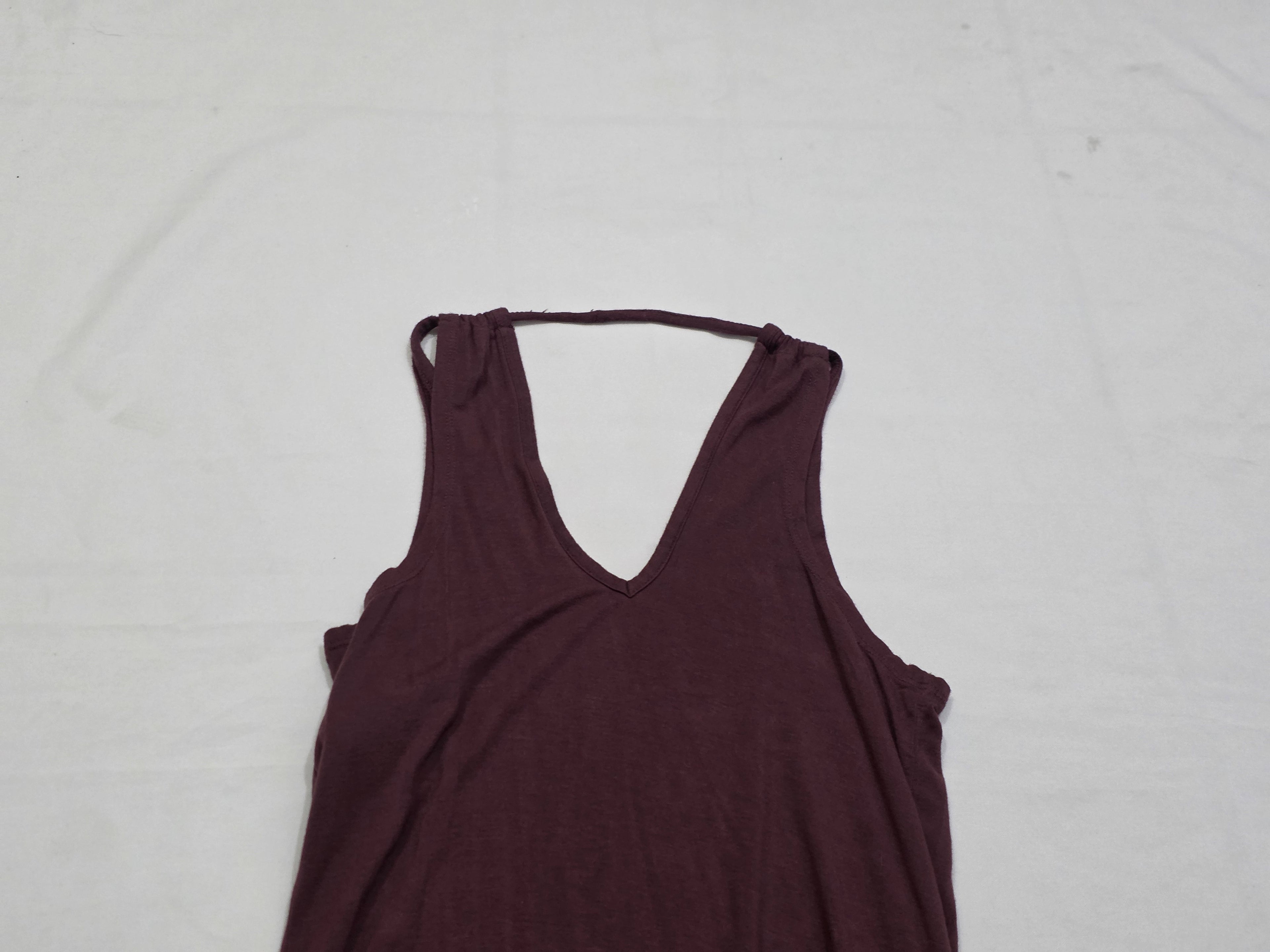 Playera Gymshark Sin Mangas Color Vino Talla Chica