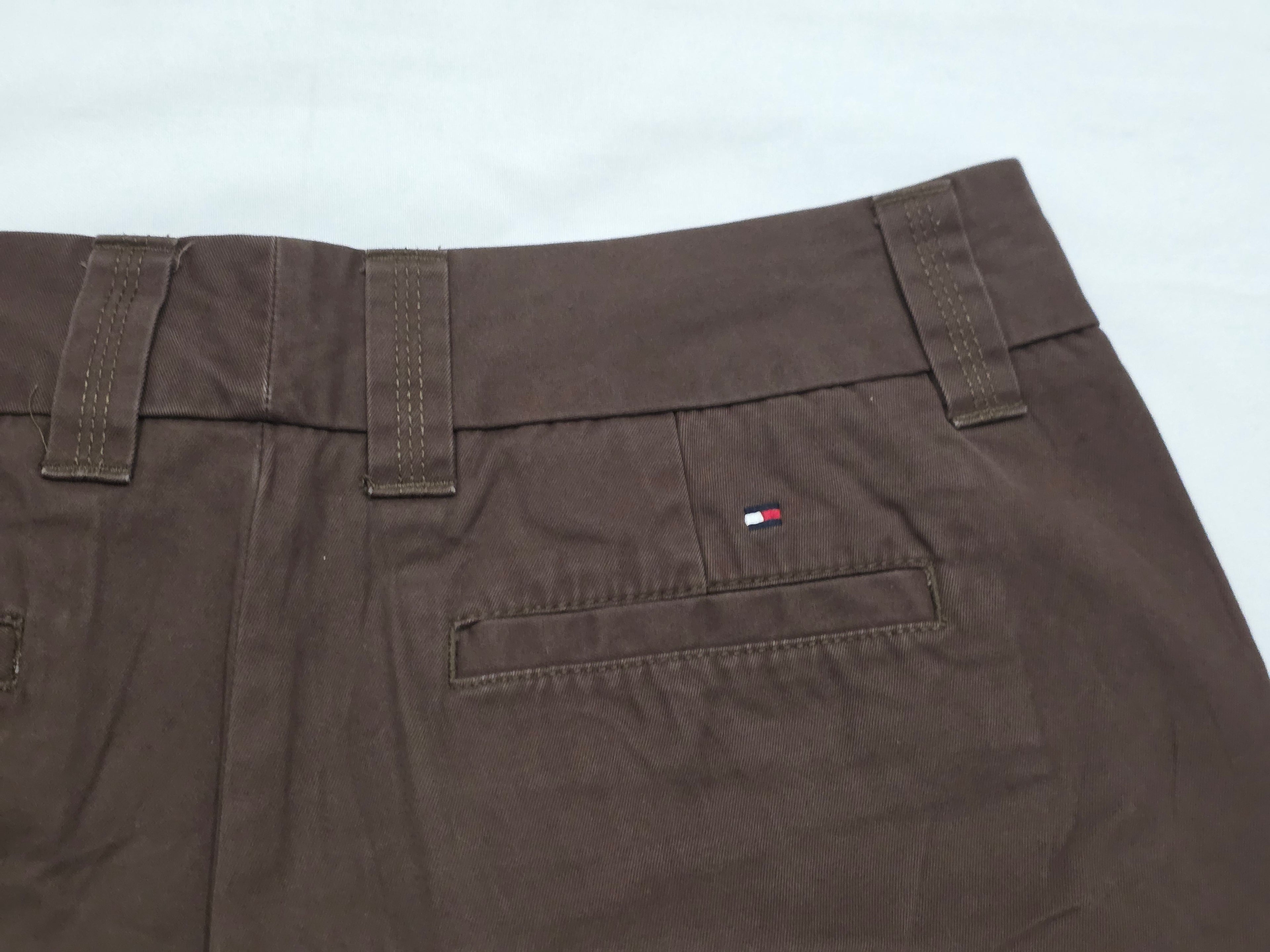 Bermuda Tommy Hilfiger De Mujer Talla 6 Color Cafe