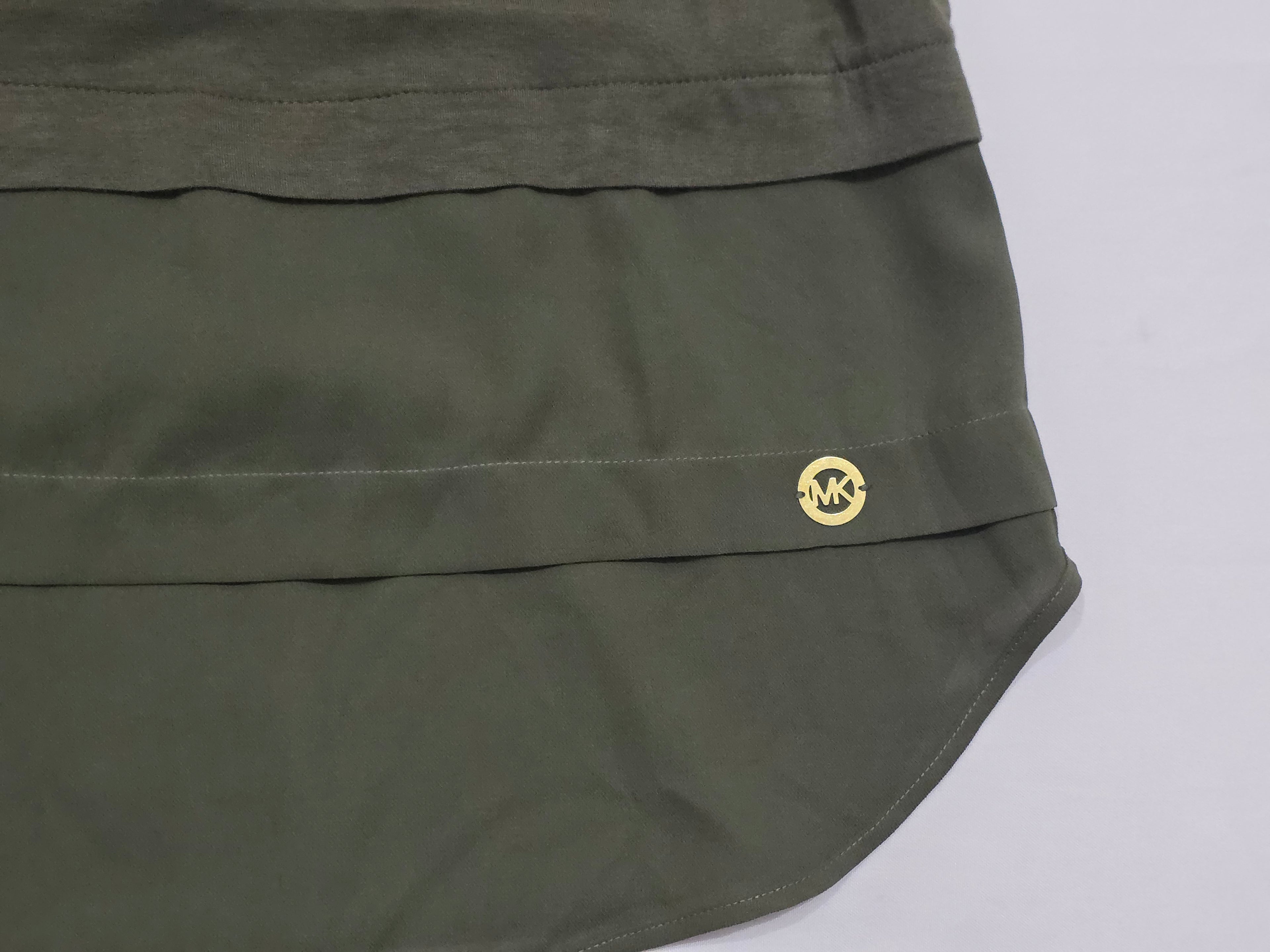 Playera Michael Kors Sin Mangas Color Verde Talla Chica