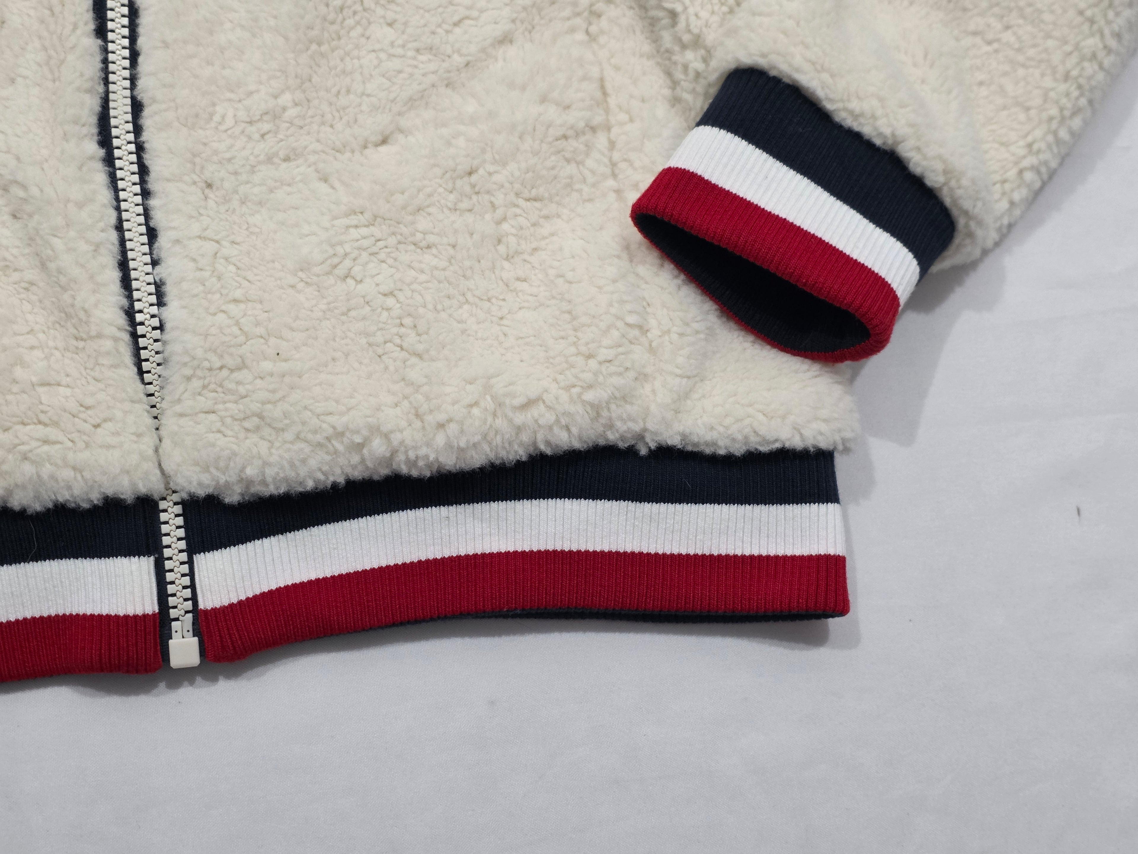 Chamarra Afelpada Tommy Hilfiger Mujer Mediana Crema Gorro