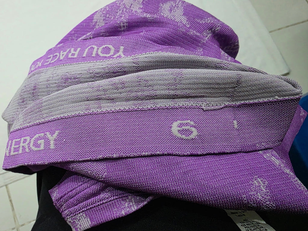 Playera Lululemon Talla 6 Color Morad