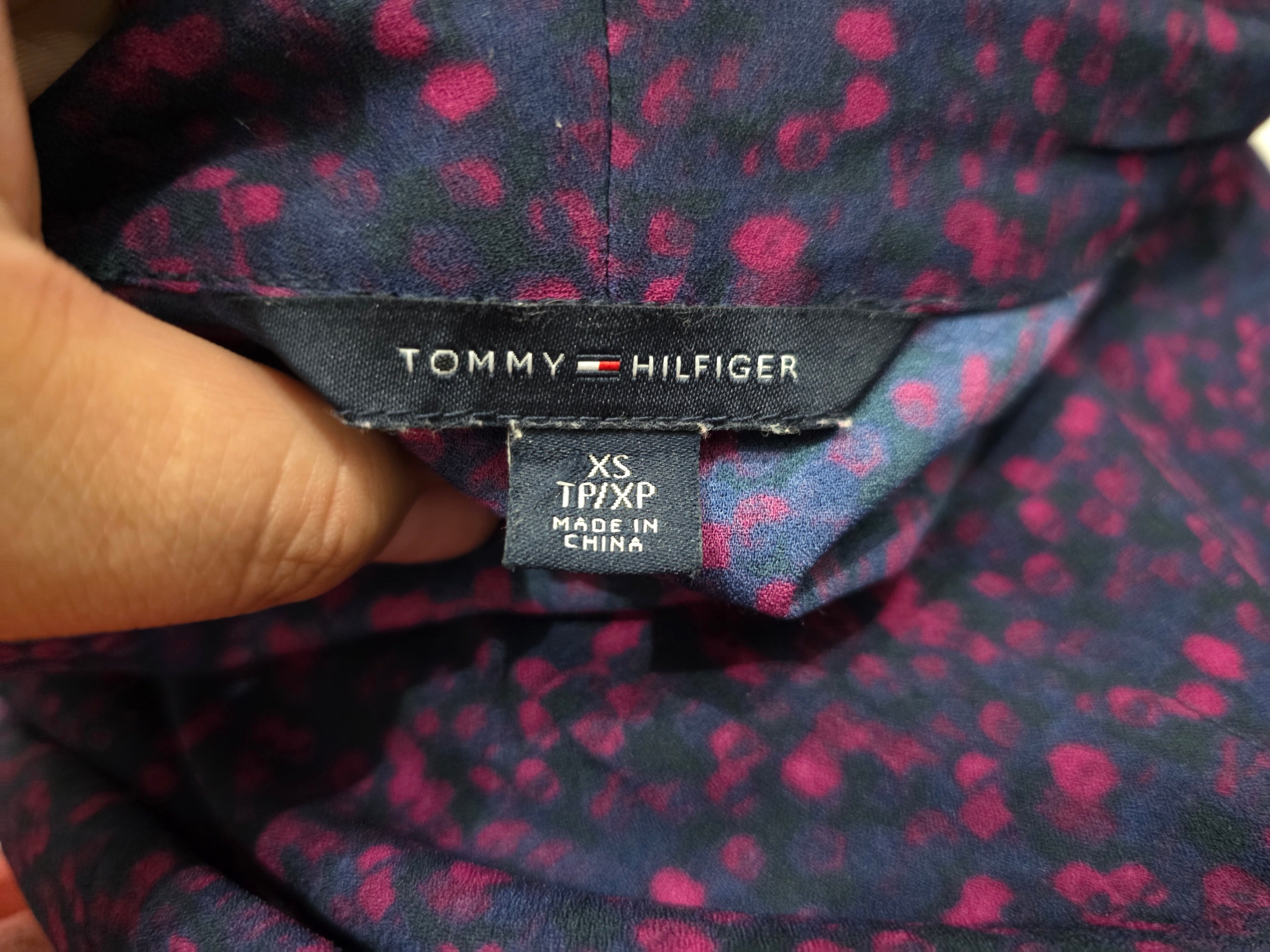 Blusa Tommy Hilfiger Morado Sin Mamgas Extra Chica