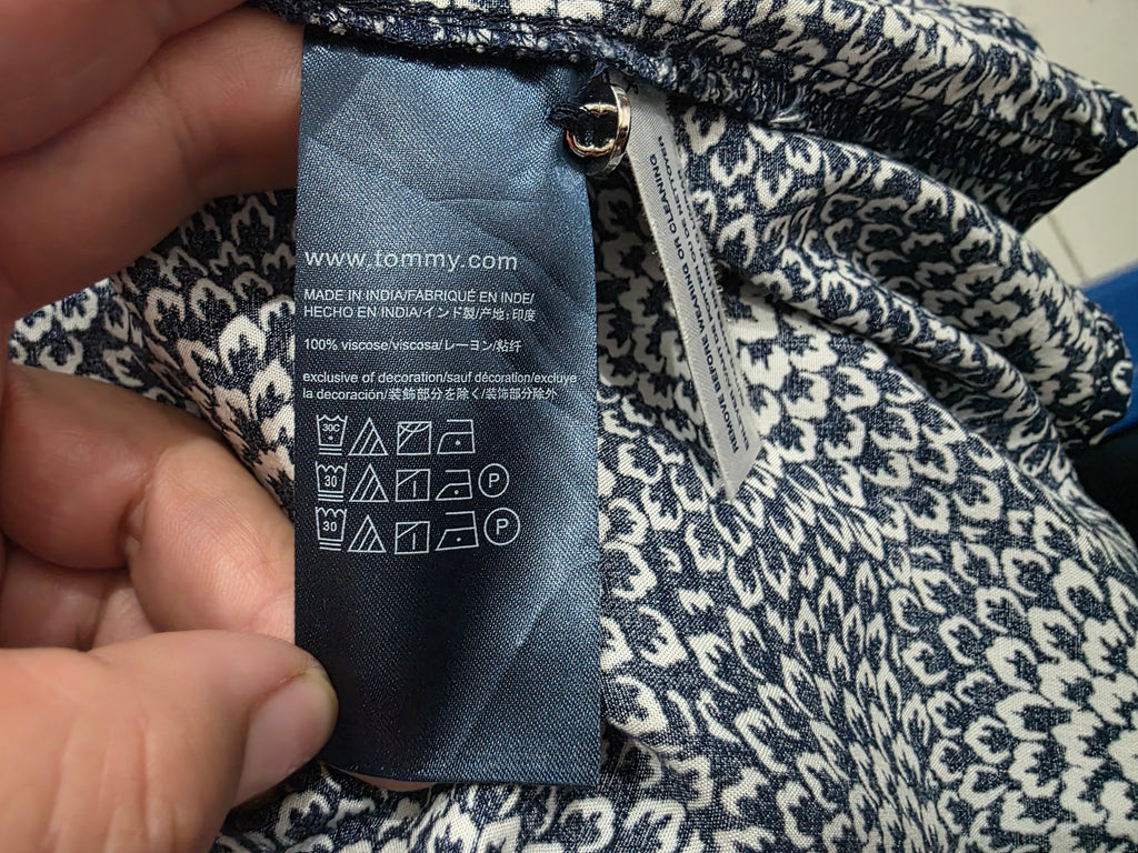 Blusa Tommy Hilfiger Chico S Azul Con Figuras