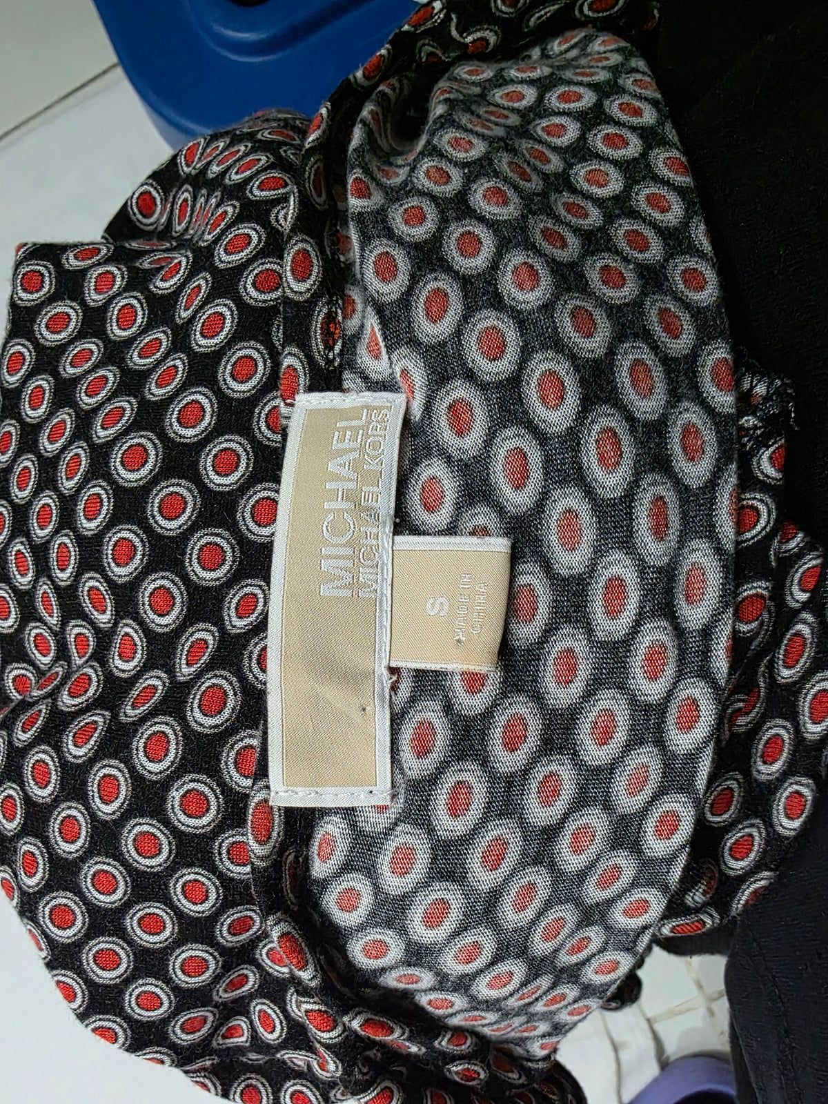 Blusa Michael Kors Escote Drapeado D Mujer Chica Negra/rojo
