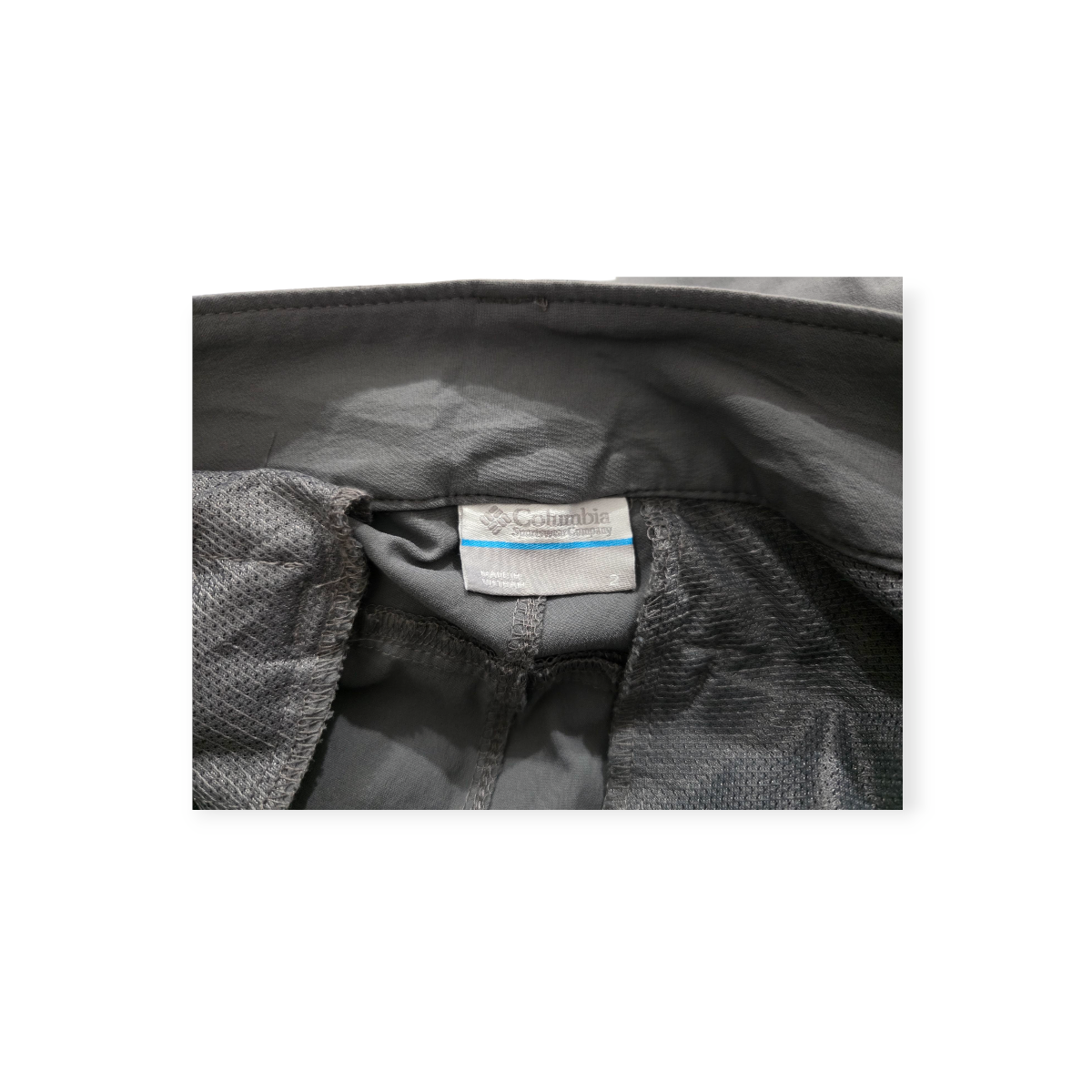 Pantalon Corto Columbia Talla 2 Color Gris