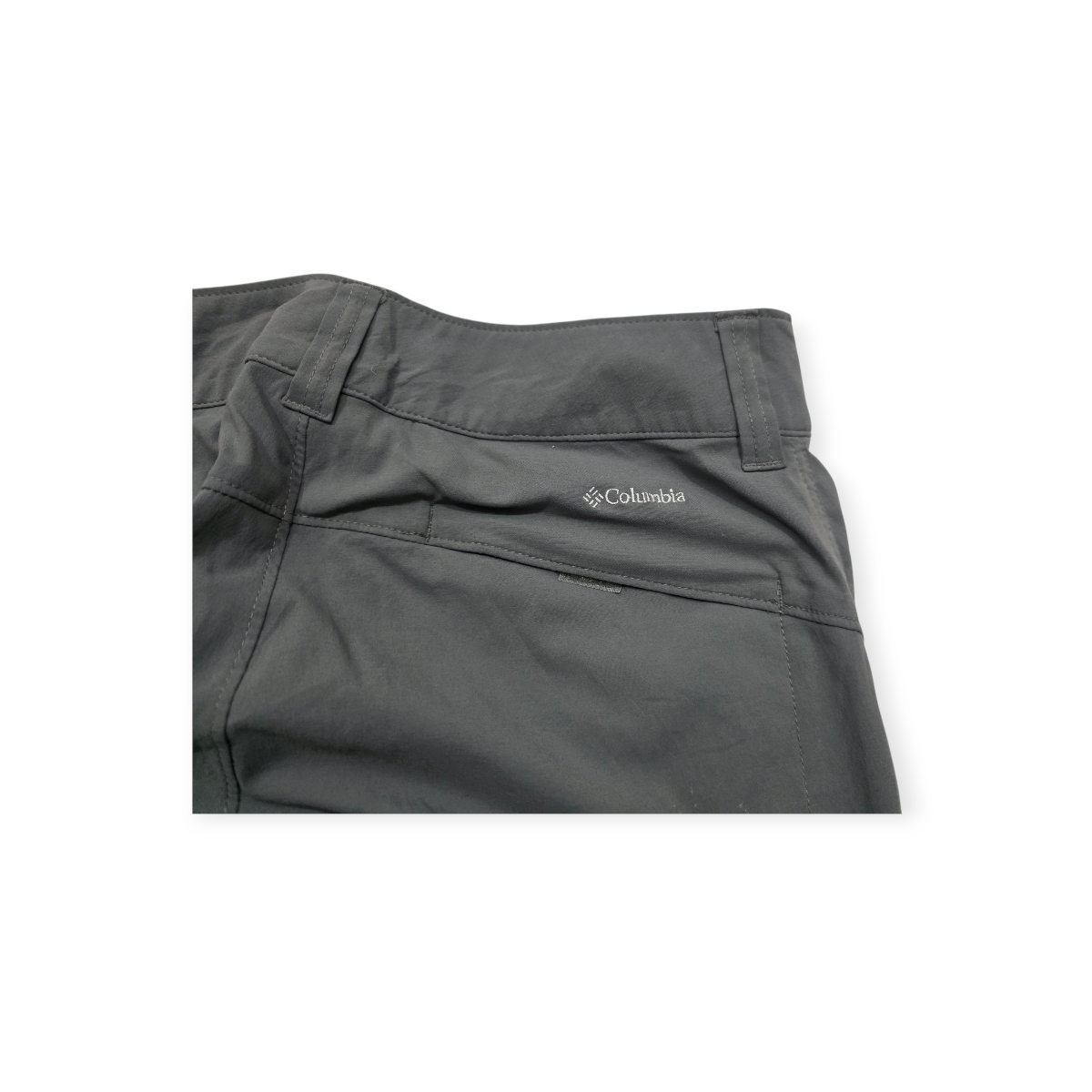 Pantalon Corto Columbia Talla 2 Color Gris