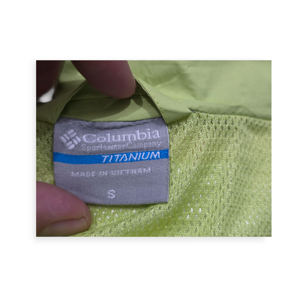 Chamarra Impermeable Columbia Verde Chico S